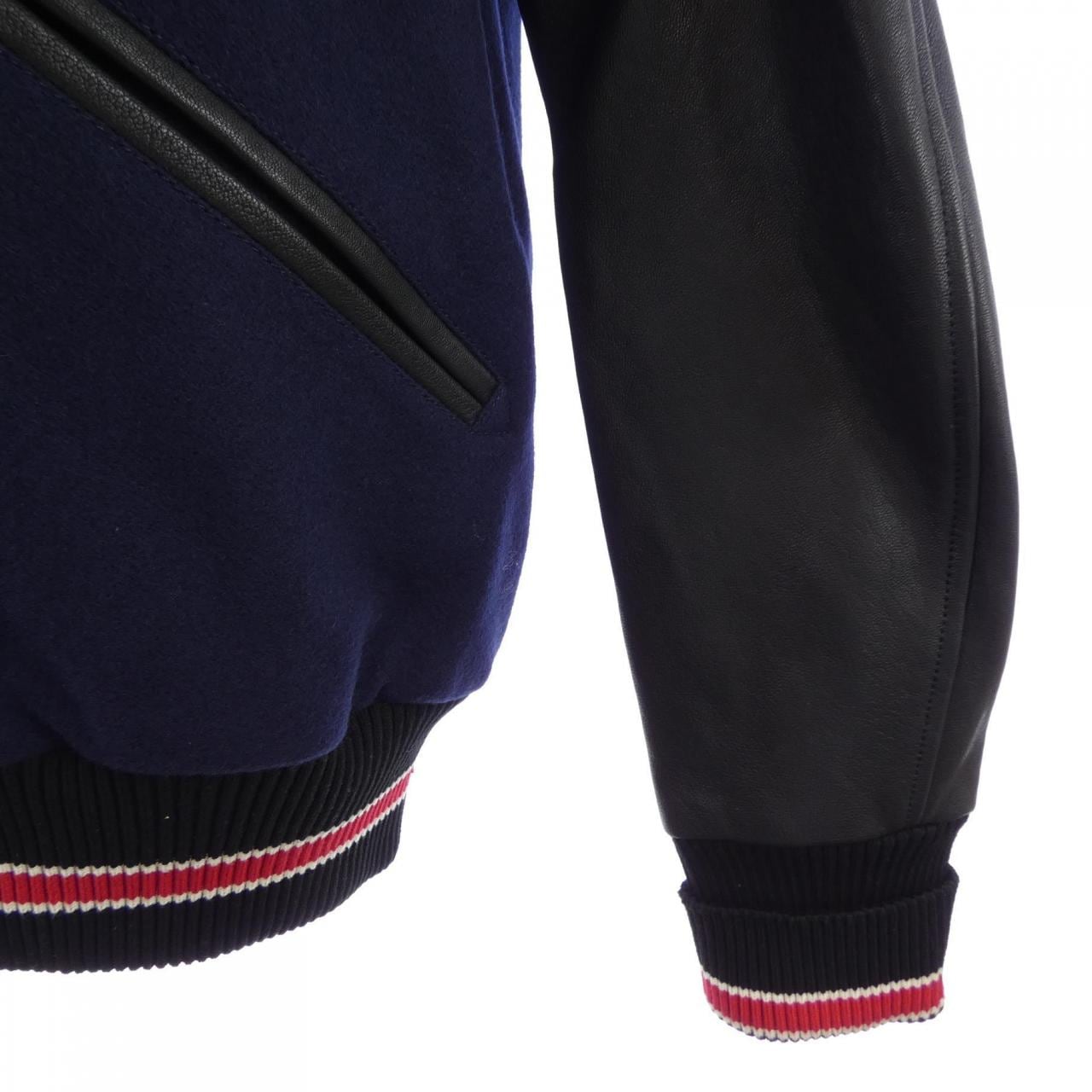 グッチ GUCCI 726591 Z8A7Z スタジャン