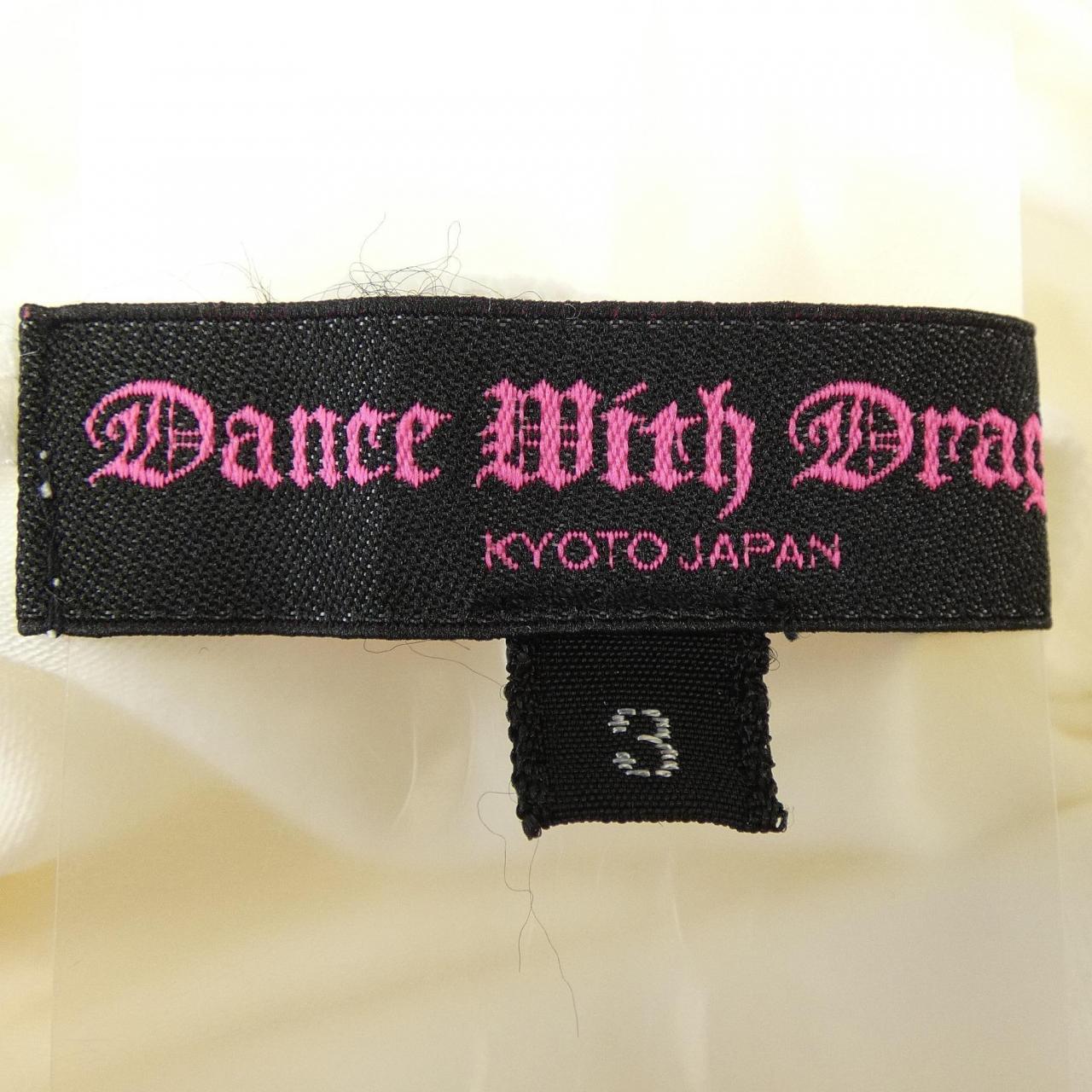 DANCE WITH DRAGON トップス