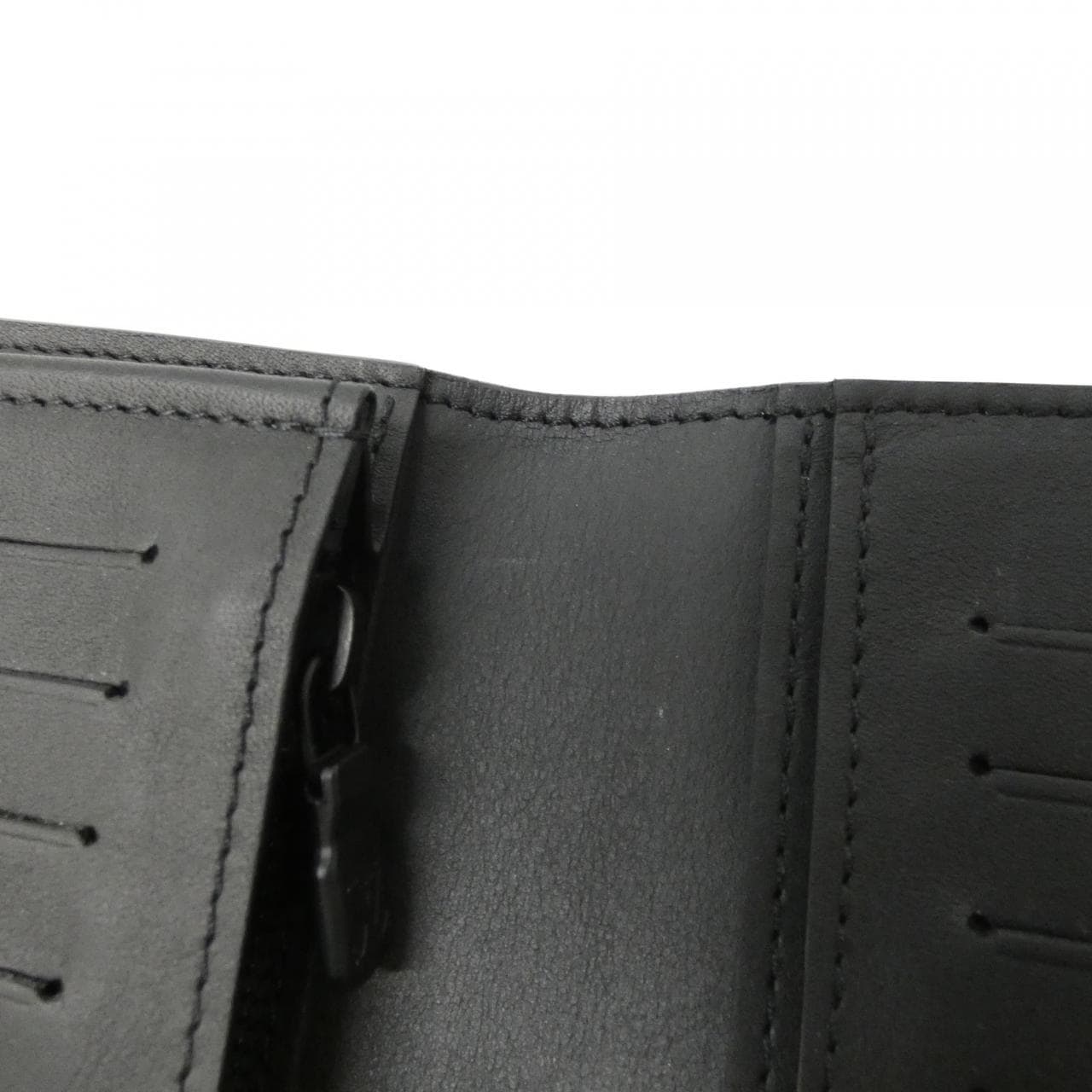 ルイヴィトン モノグラム シャドウ ポルトフォイユ ブラザ M62900 財布