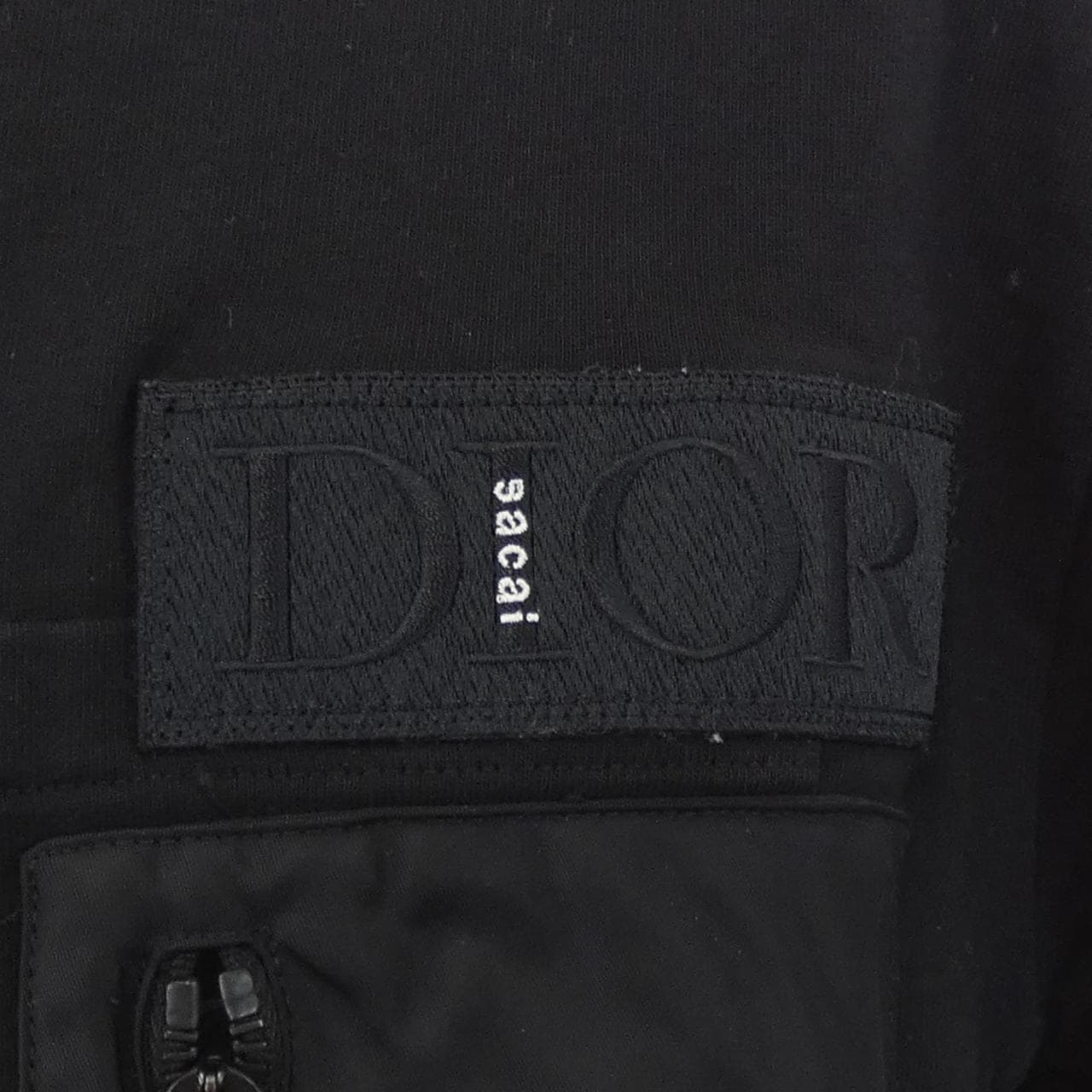 ディオール DIOR SACAI 213J669A0554 Tシャツ