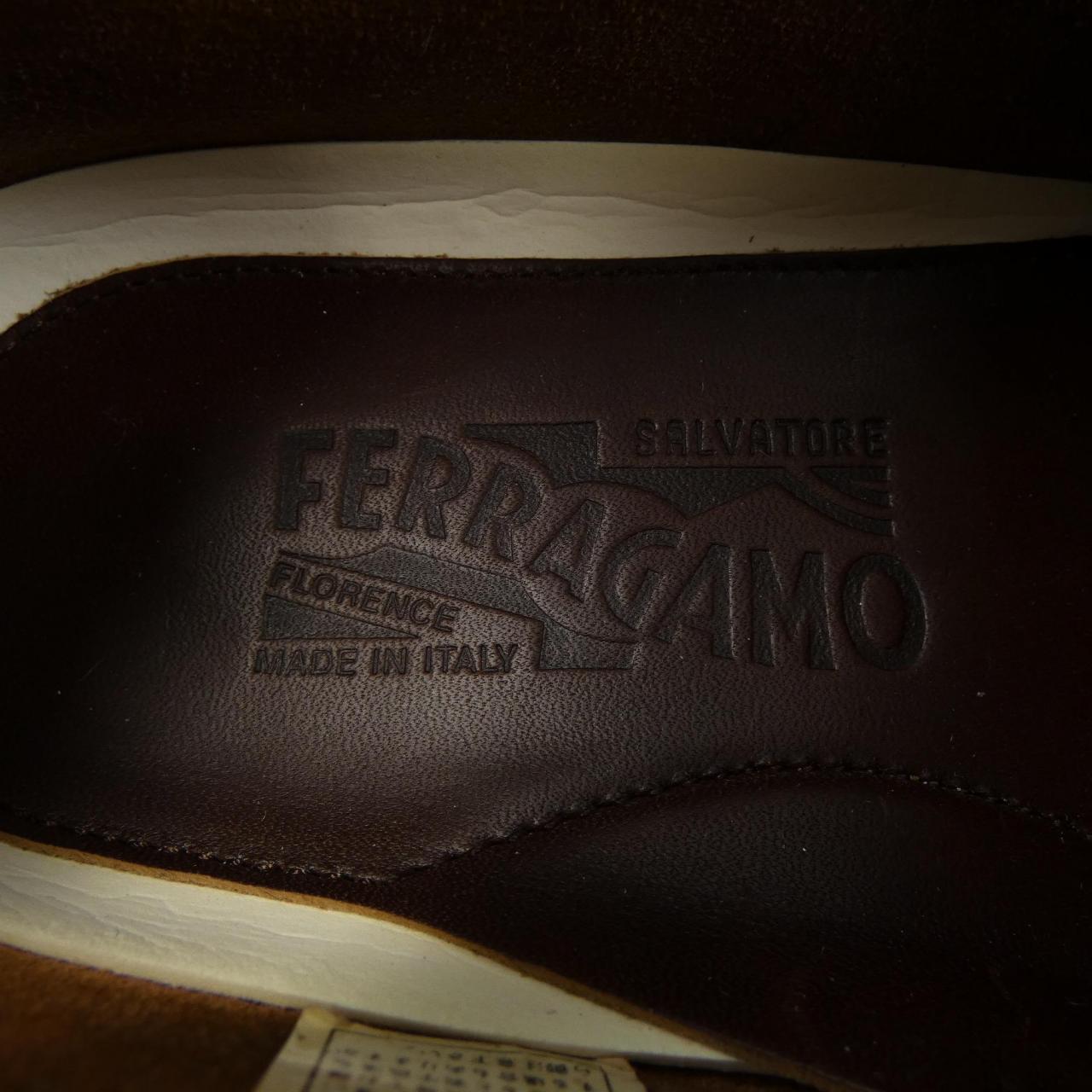 薩爾瓦多·菲拉格慕 (SALVATORE FERRAGAMO) 鞋履