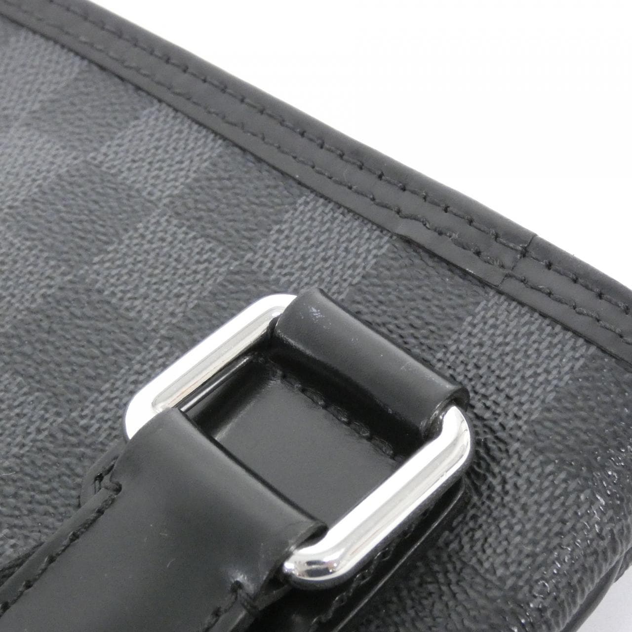 ルイヴィトン ダミエ グラフィット トマス N58028 ショルダーバッグ