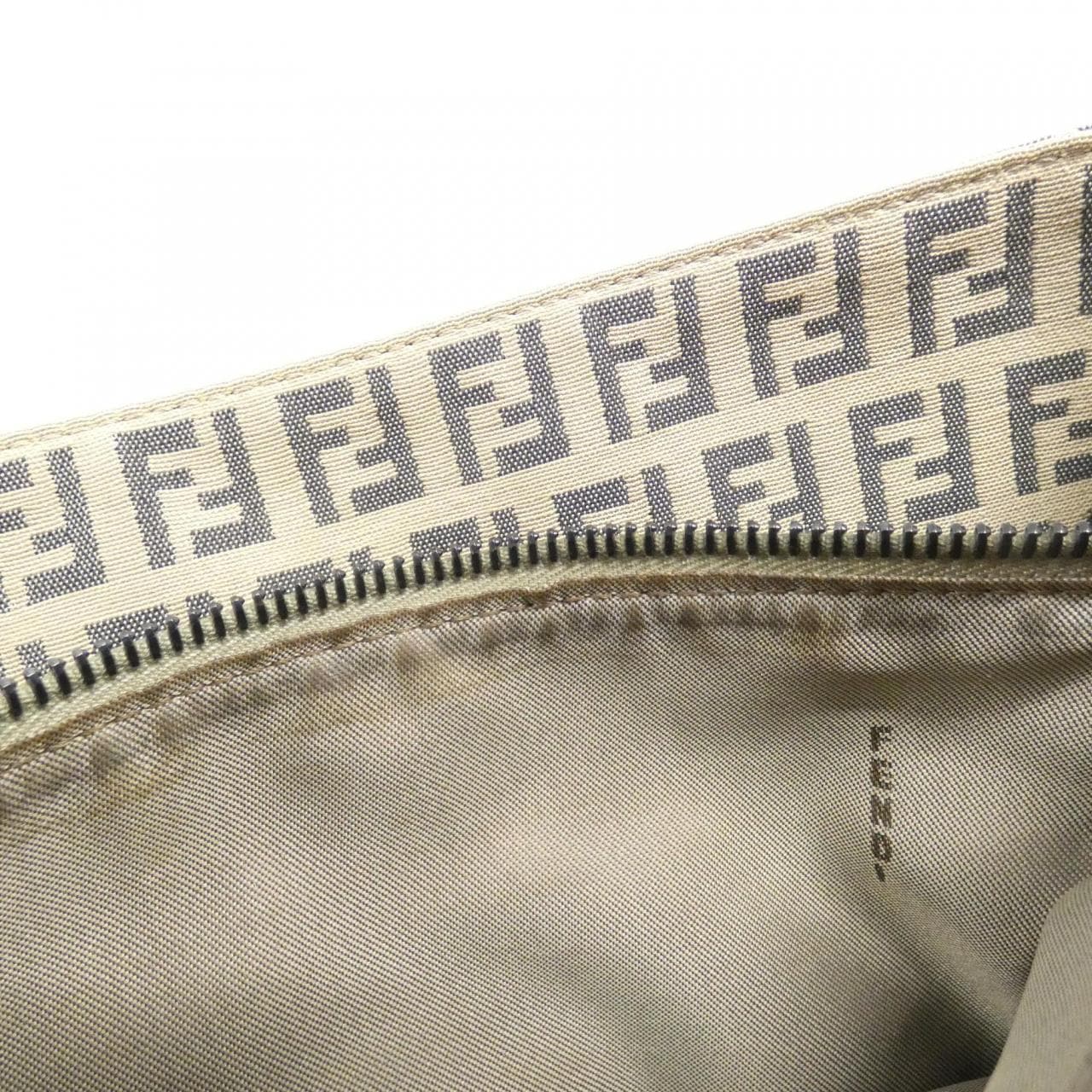 フェンディ 8BH132 JQ4 バッグ