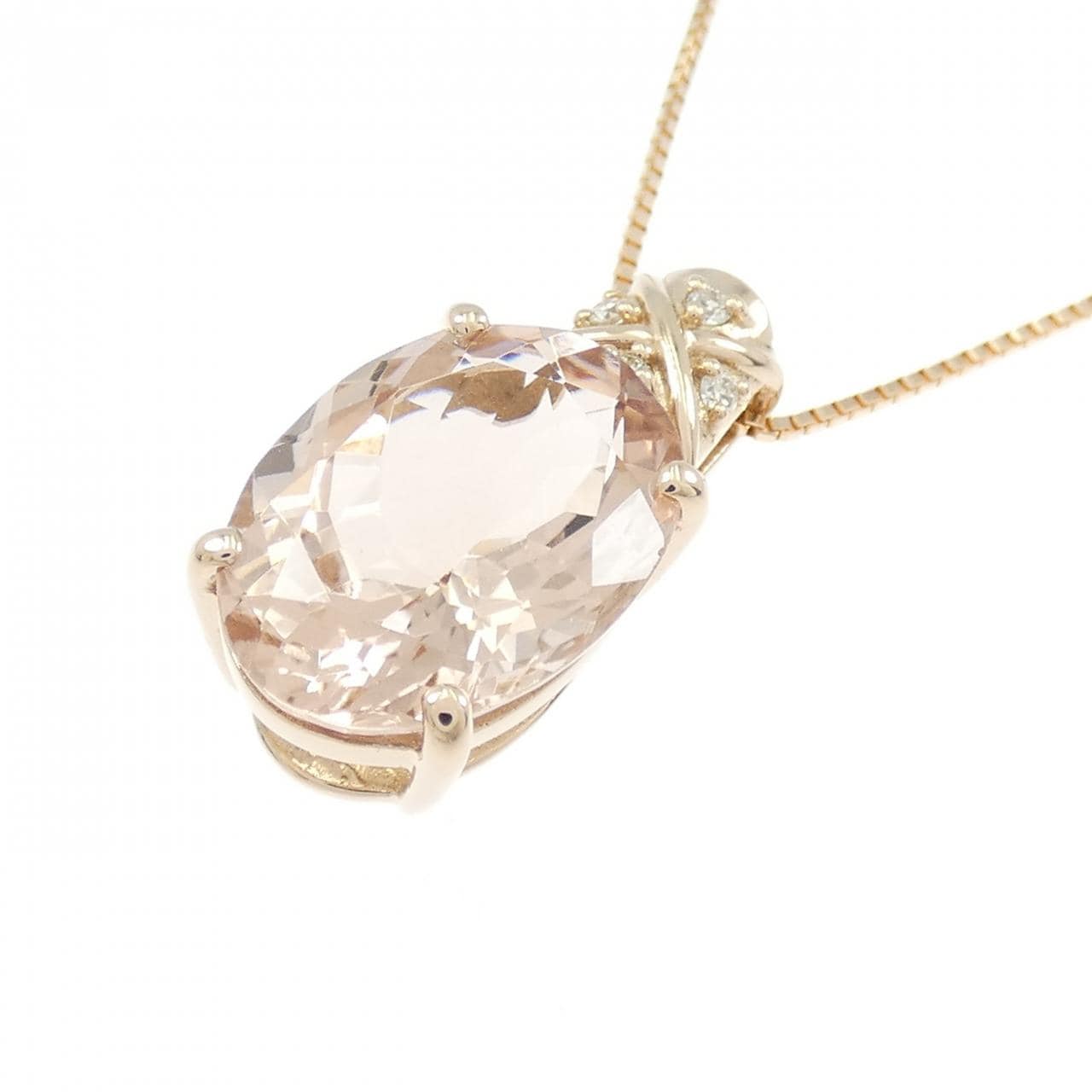K18PG モルガナイト ネックレス 4.41CT