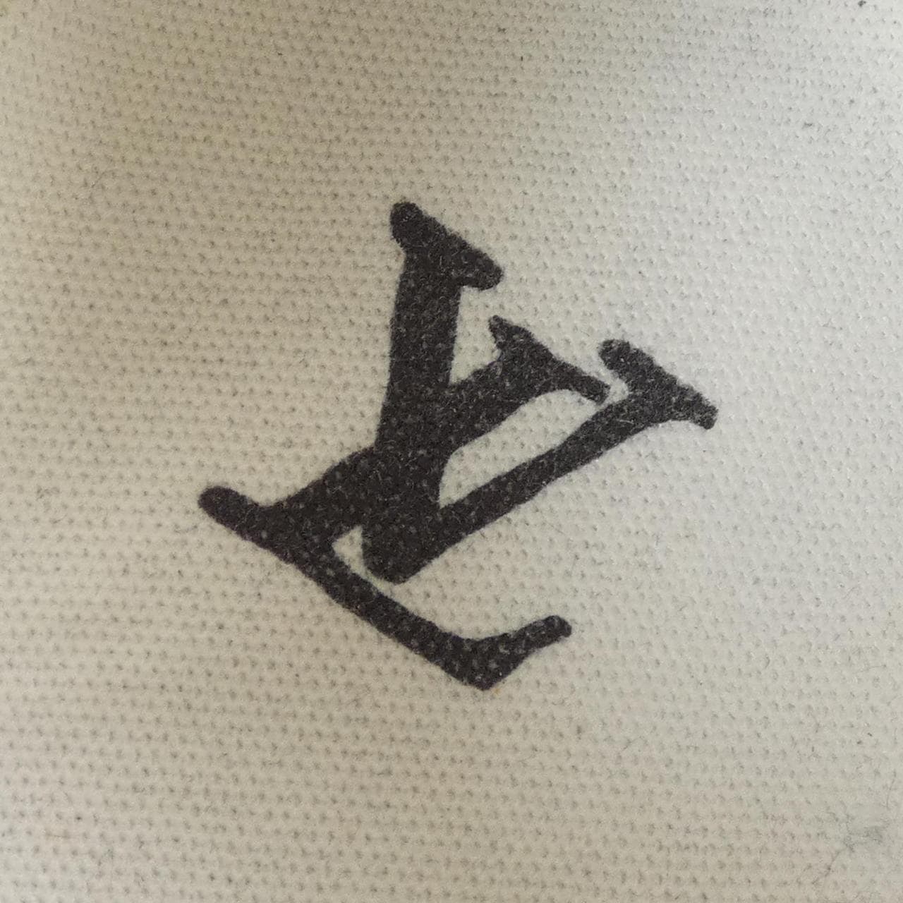 ルイヴィトン LOUIS VUITTON タイラー ザ クリエイター LVトレイナーライン スニーカー