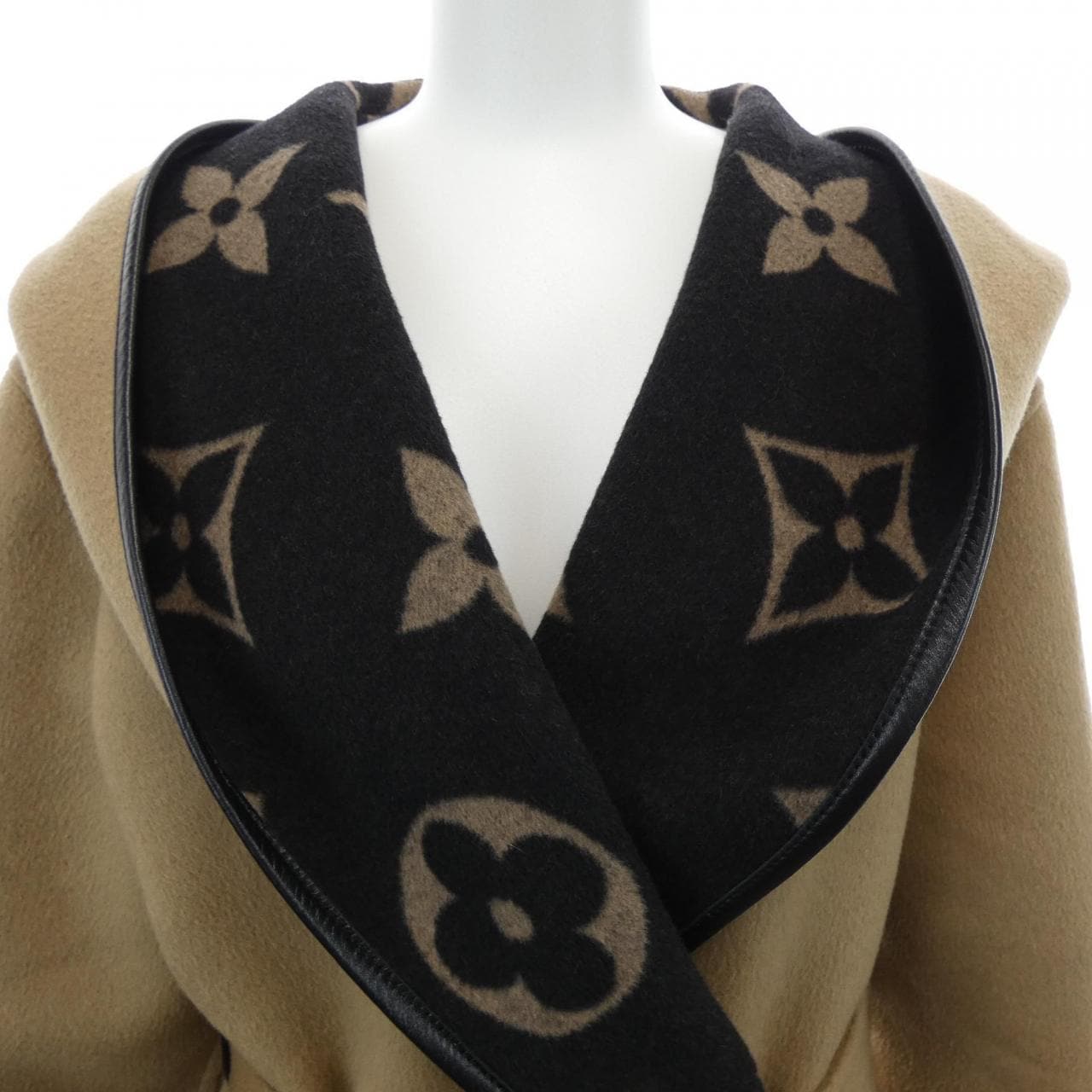 ルイヴィトン LOUIS VUITTON ジャイアントモノグラム FKCO13NUV コート