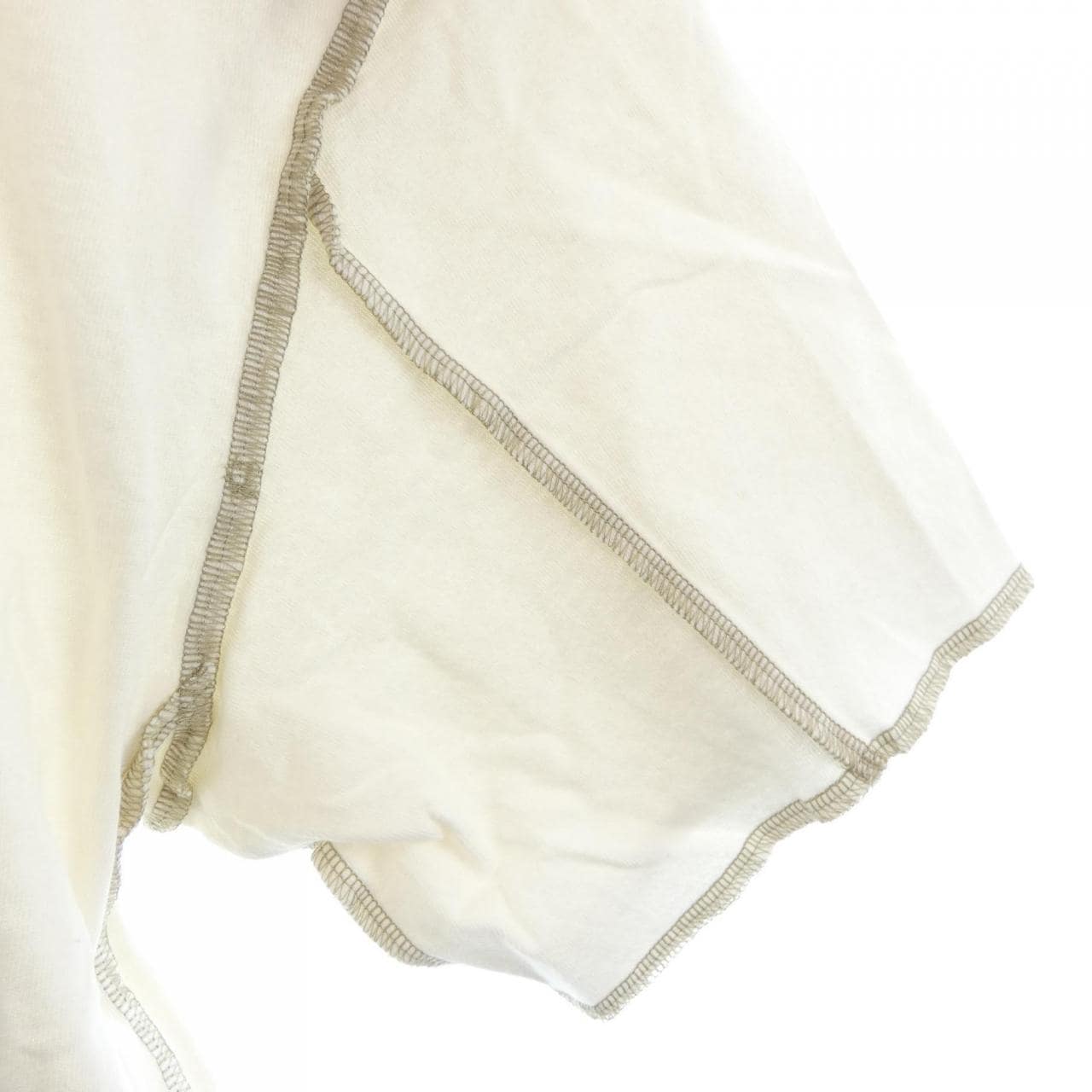 ディーゼル DIESEL Tシャツ