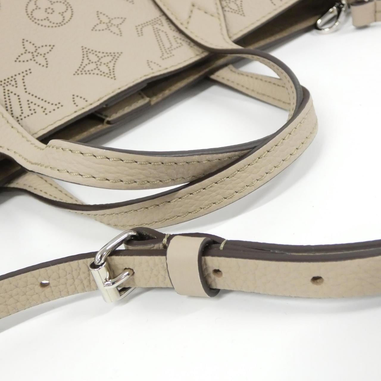 ルイヴィトン マヒナ ブロッサム PM M21849 バッグ