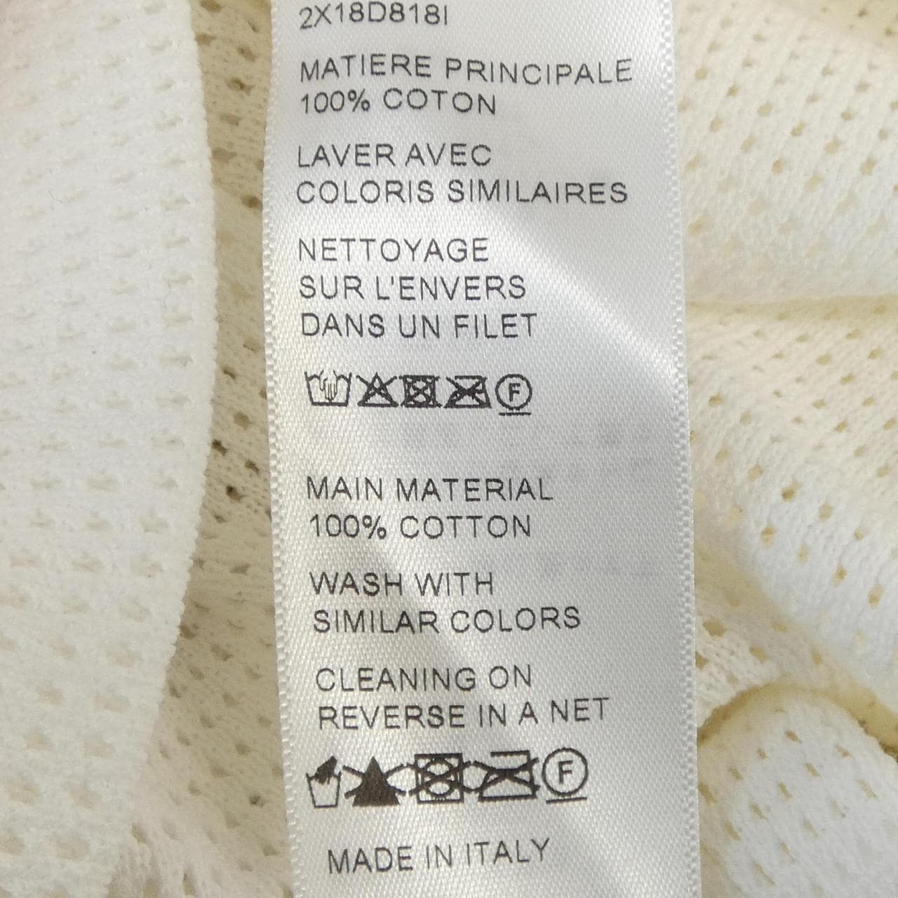 セリーヌ CELINE 2X18D818I Tシャツ