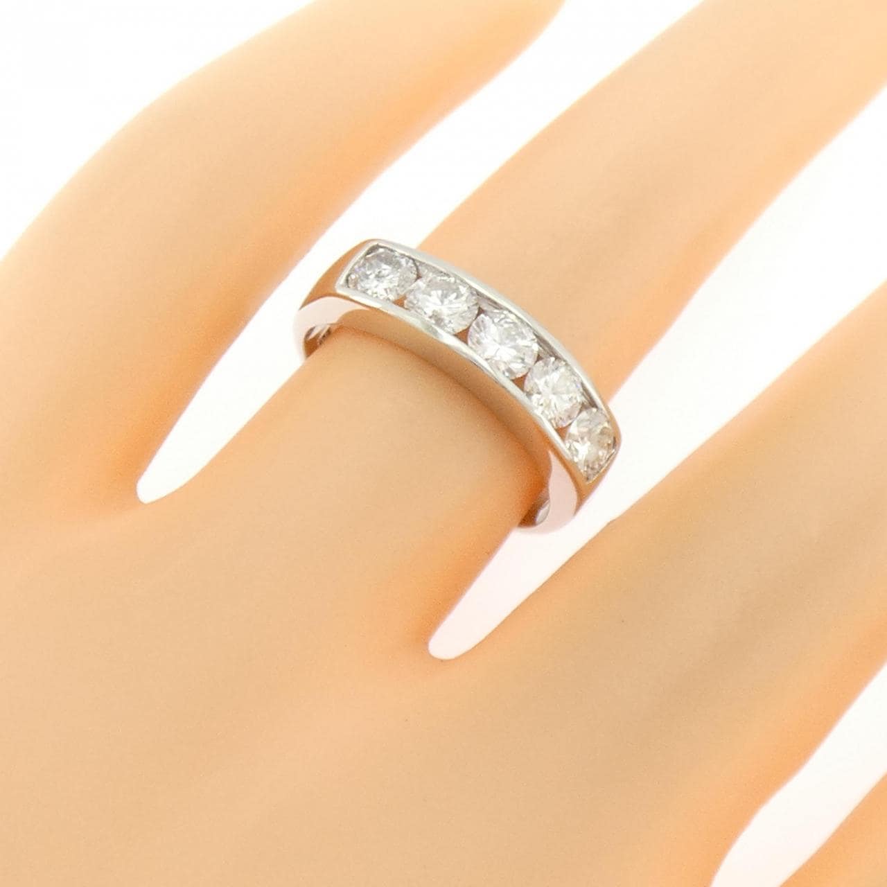 PT900 ダイヤモンド リング 1.00CT