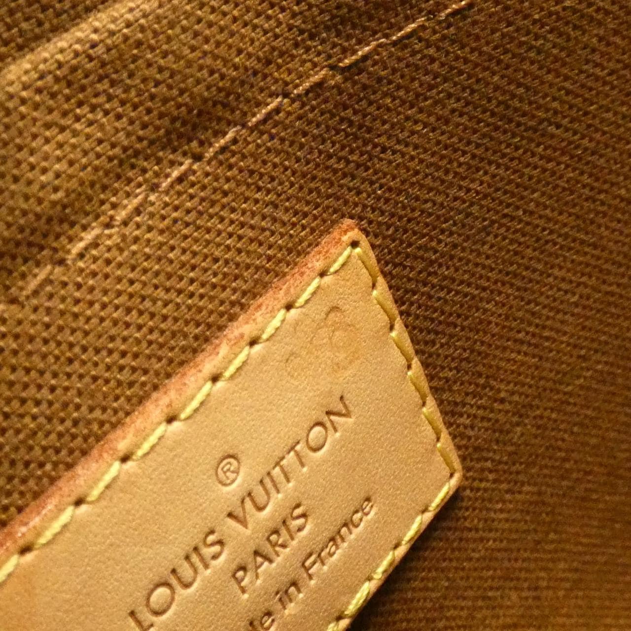 LOUIS VUITTON Monogram多口袋配件 M44840 單肩包