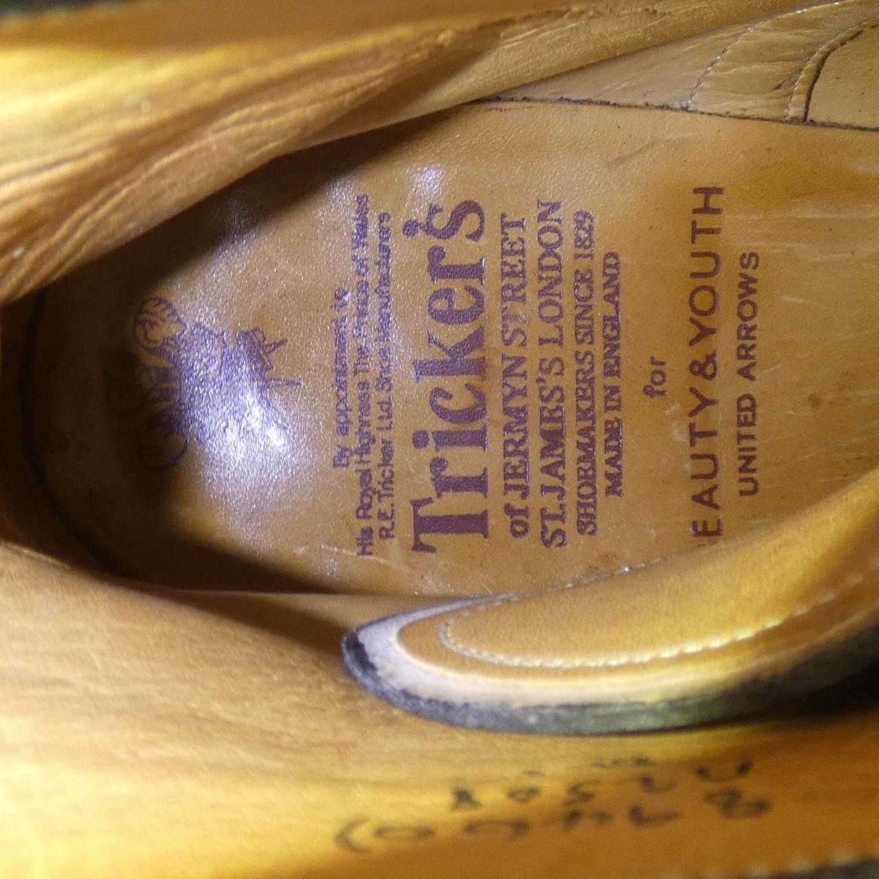 トリッカーズ Tricker's ブーツ