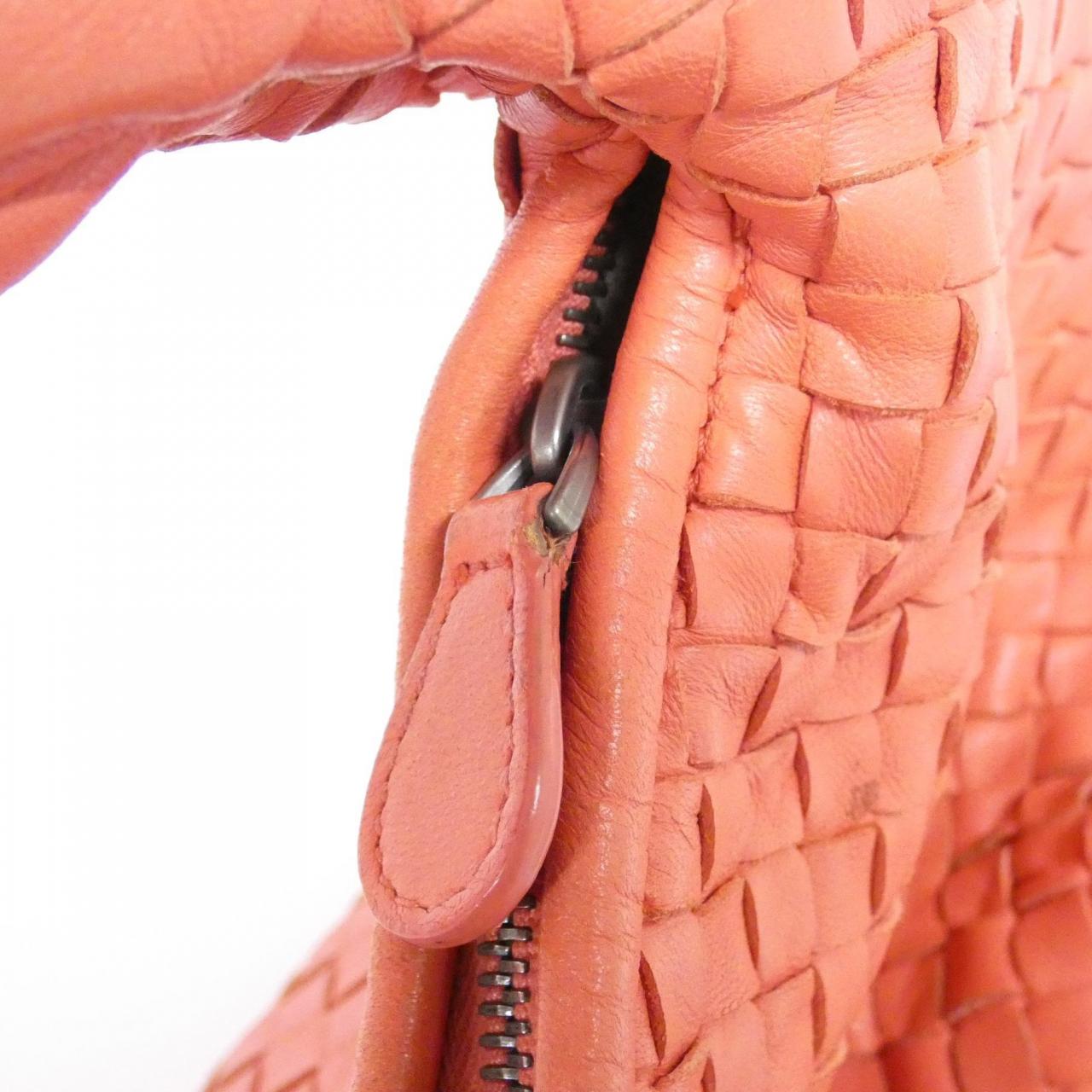 ボッテガヴェネタ 232499 V0016 ショルダーバッグ