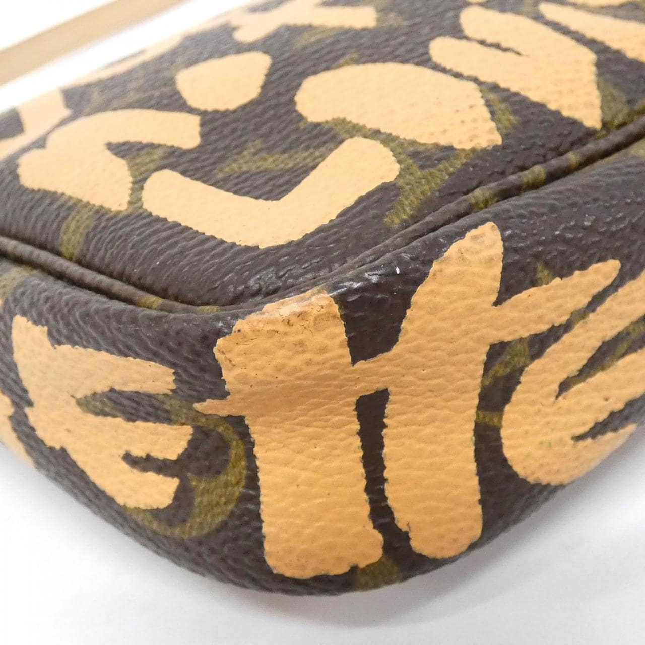 【ヴィンテージ】ルイヴィトン モノグラム グラフィティ ポシェット アクセソワール M92193 アクセサリーポーチ