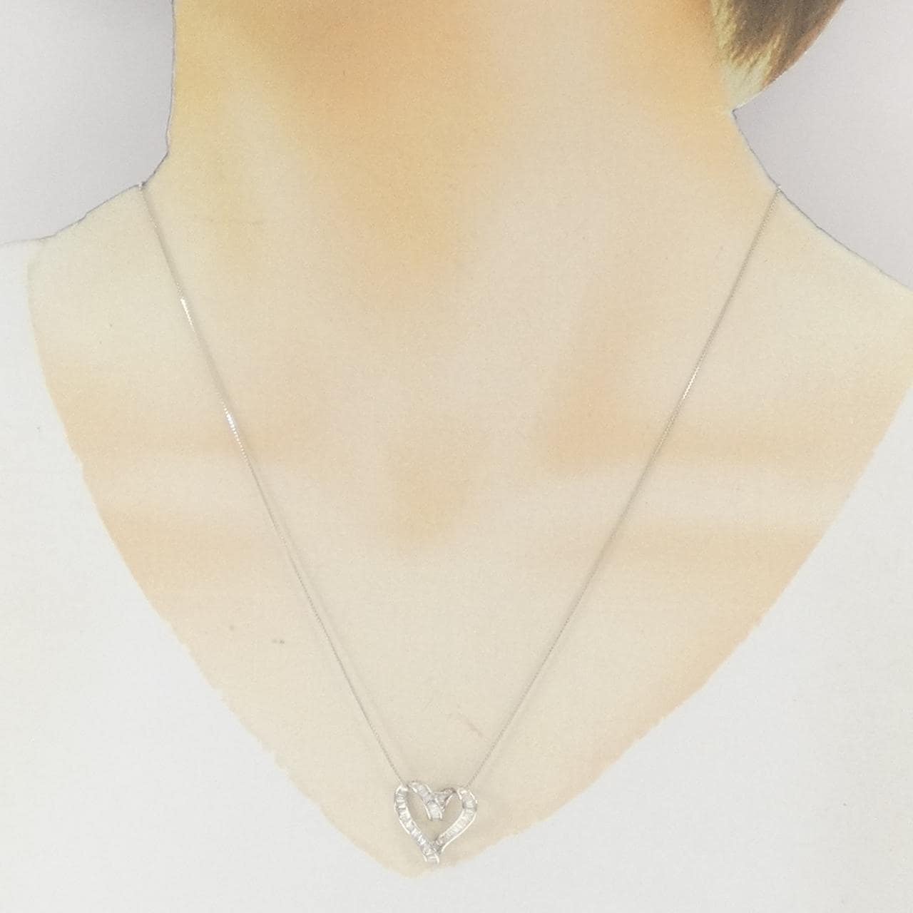 K18WG ハート ダイヤモンド ネックレス 0.40CT