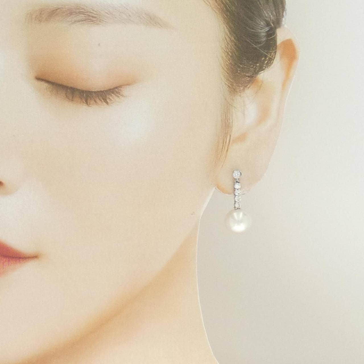 K18WG 白蝶パール ピアス 10.7mm