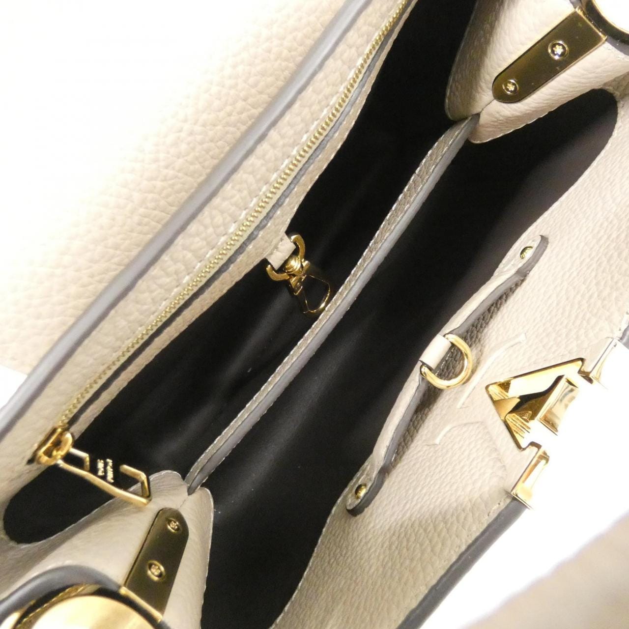 ルイヴィトン カプシーヌBB M94634 バッグ