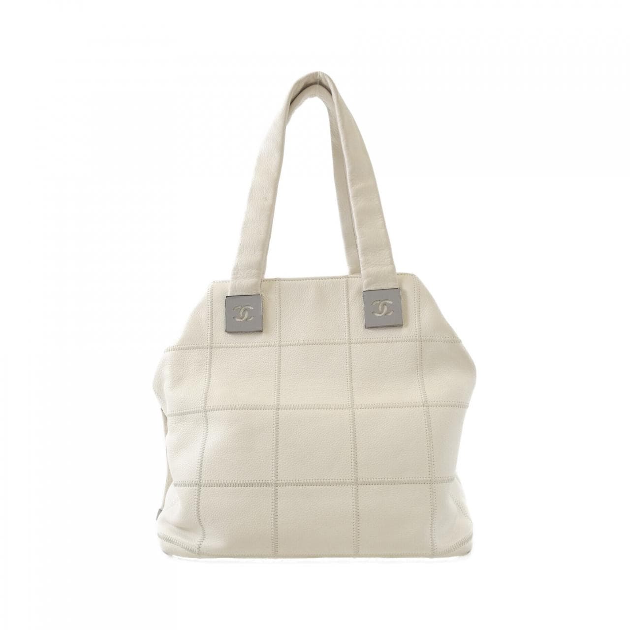 シャネル ショルダーバッグ