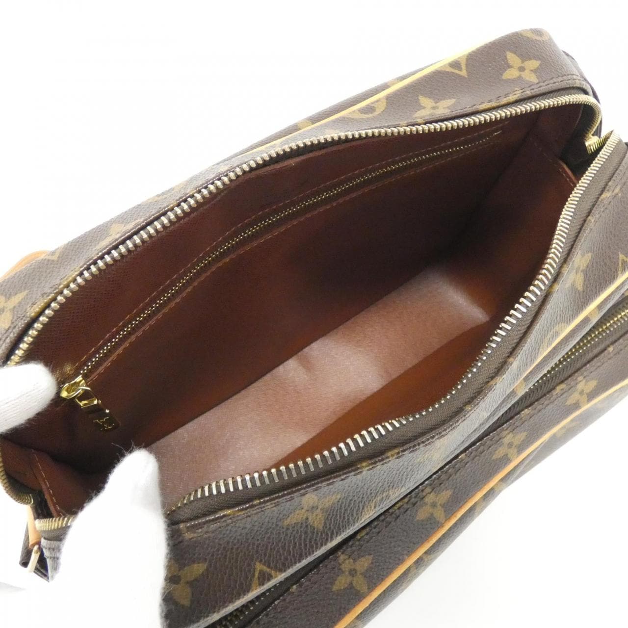 LOUIS VUITTON Monogram Nile M45244 Shoulder Bag