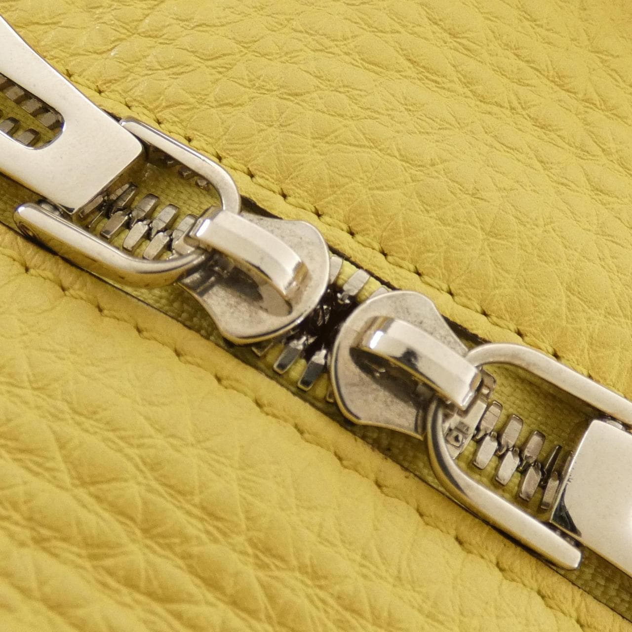 Loewe Amazona 28cm 352 45 A03 Bag