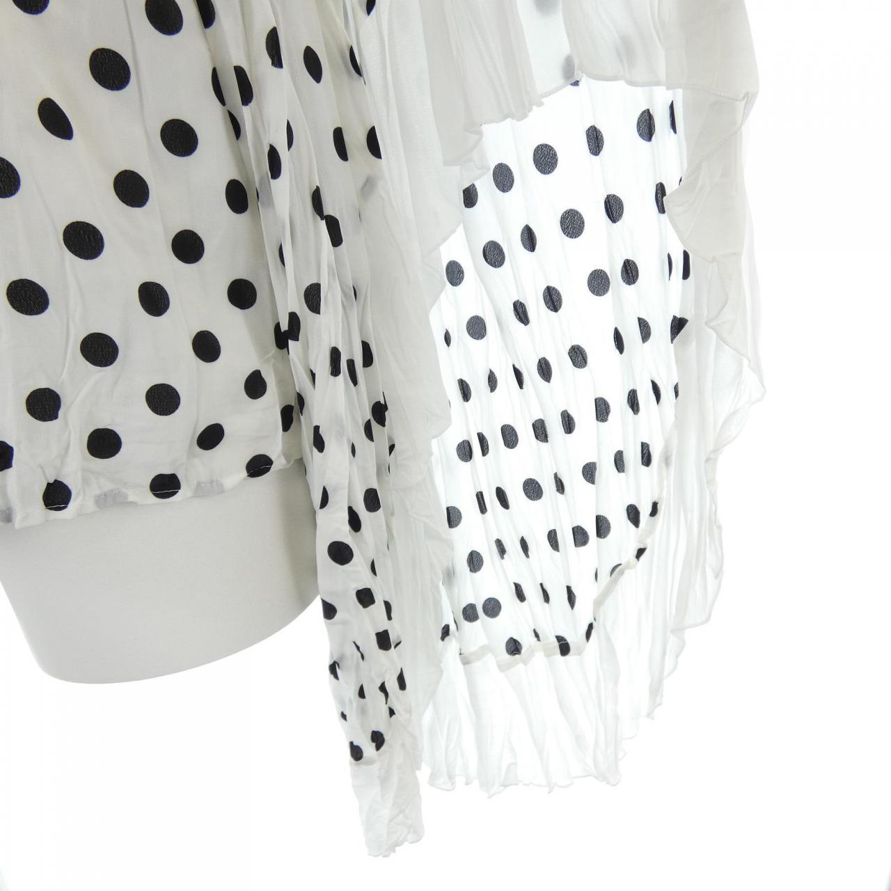 ザニューハウス THE NEWHOUSE トップス