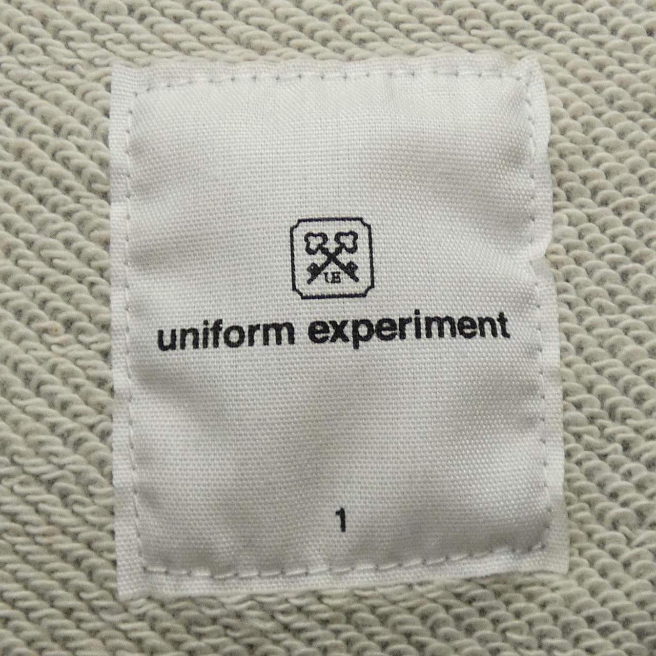 Uniform experiment UNIFORM EXPERIMENT sweat