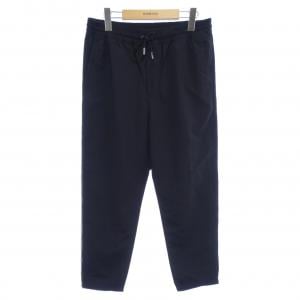 メゾンキツネ MAISON KITSUNE パンツ