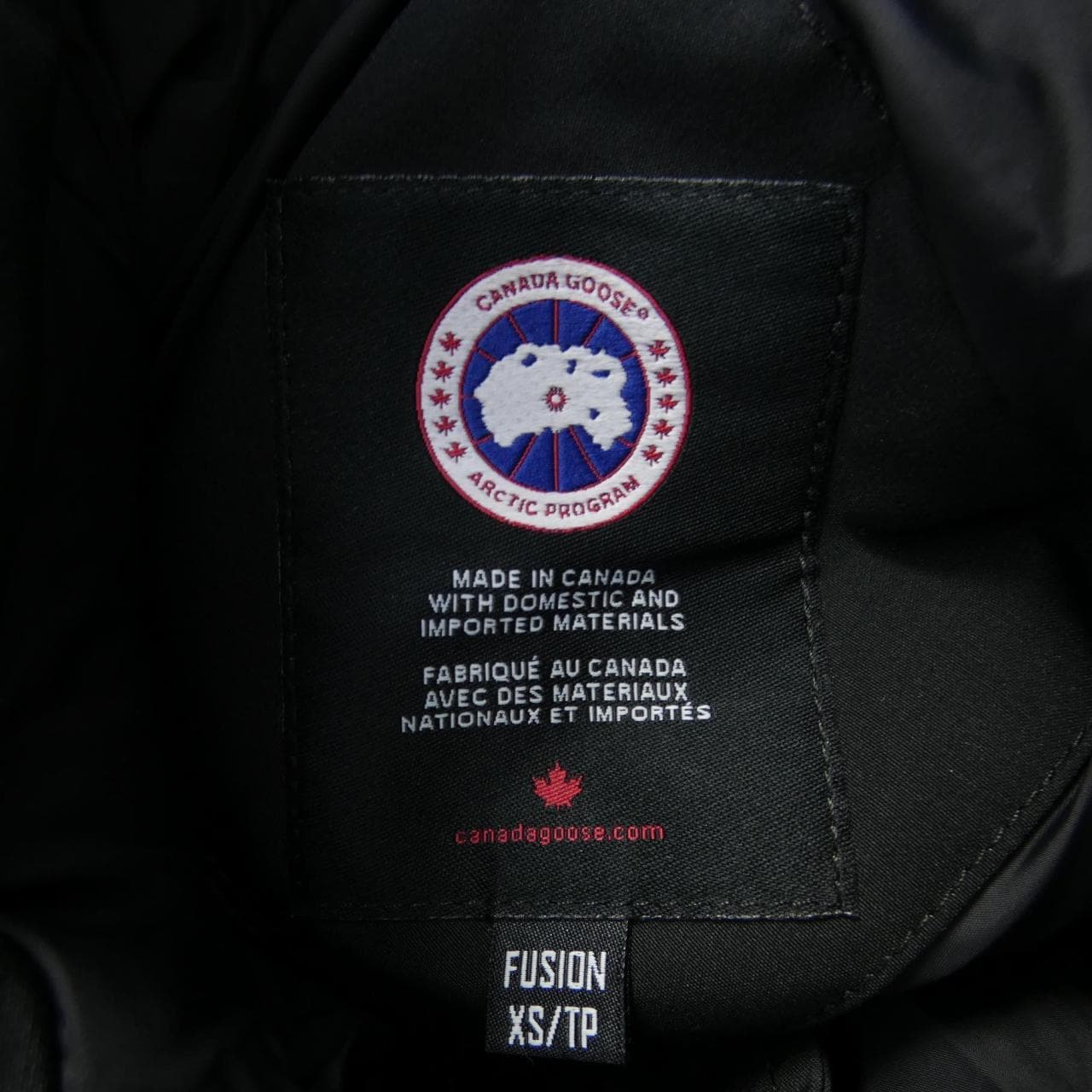 カナダグース CANADA GOOSE ダウンジャケット