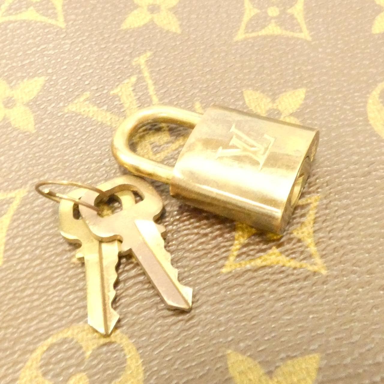 ルイヴィトン モノグラム アルマ PM M51130 バッグ