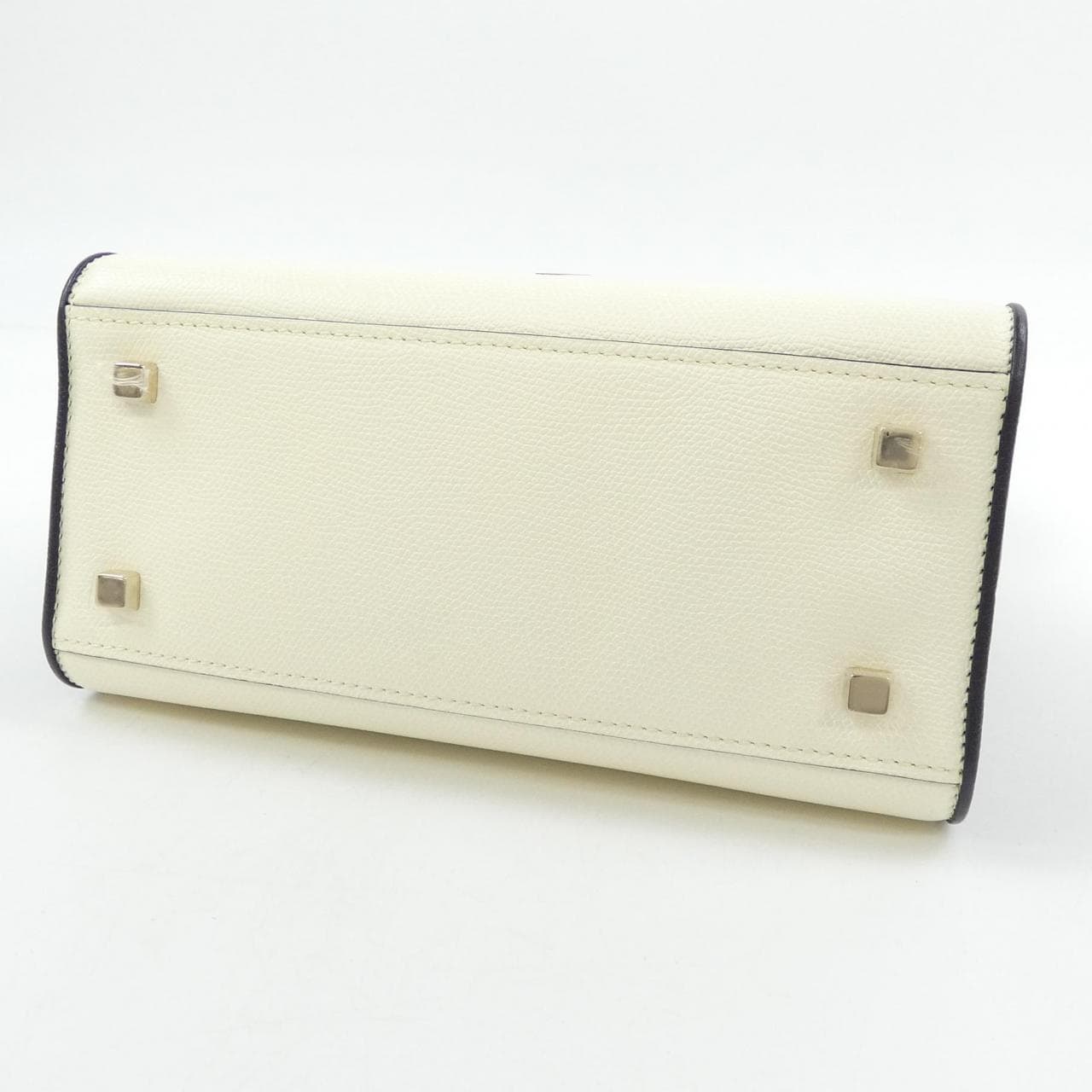 ヴァレクストラ VALEXTRA イジィデ ISIDE キアロスクーロ WBES0053028LOC99MCL BAG