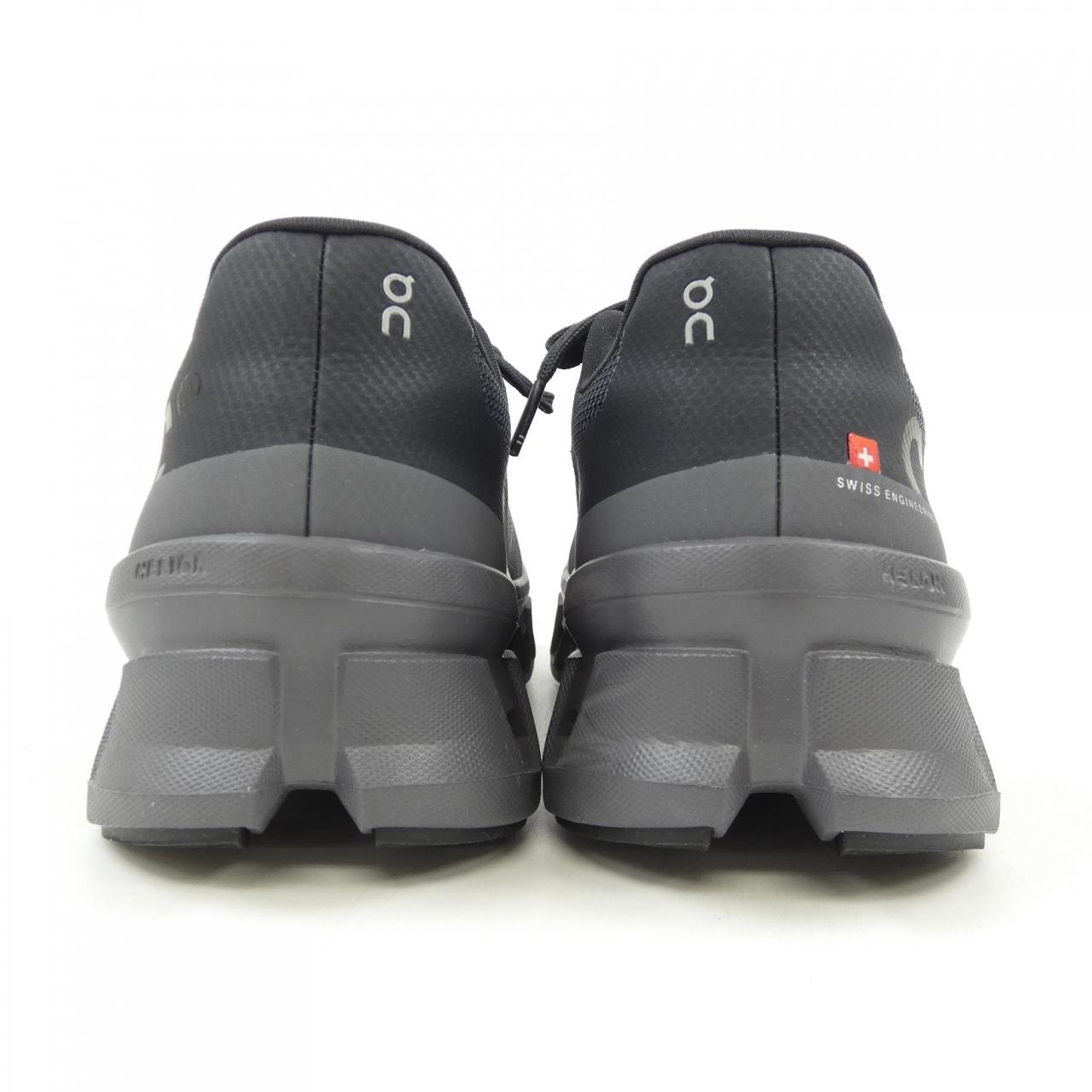 オン On スニーカー