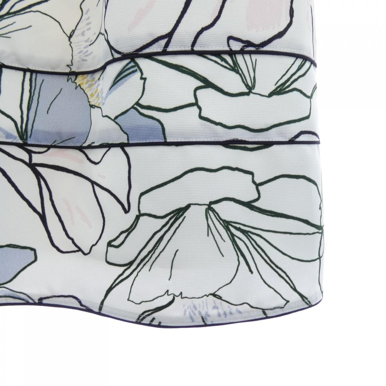 トゥービーシック TO BE CHIC スカート