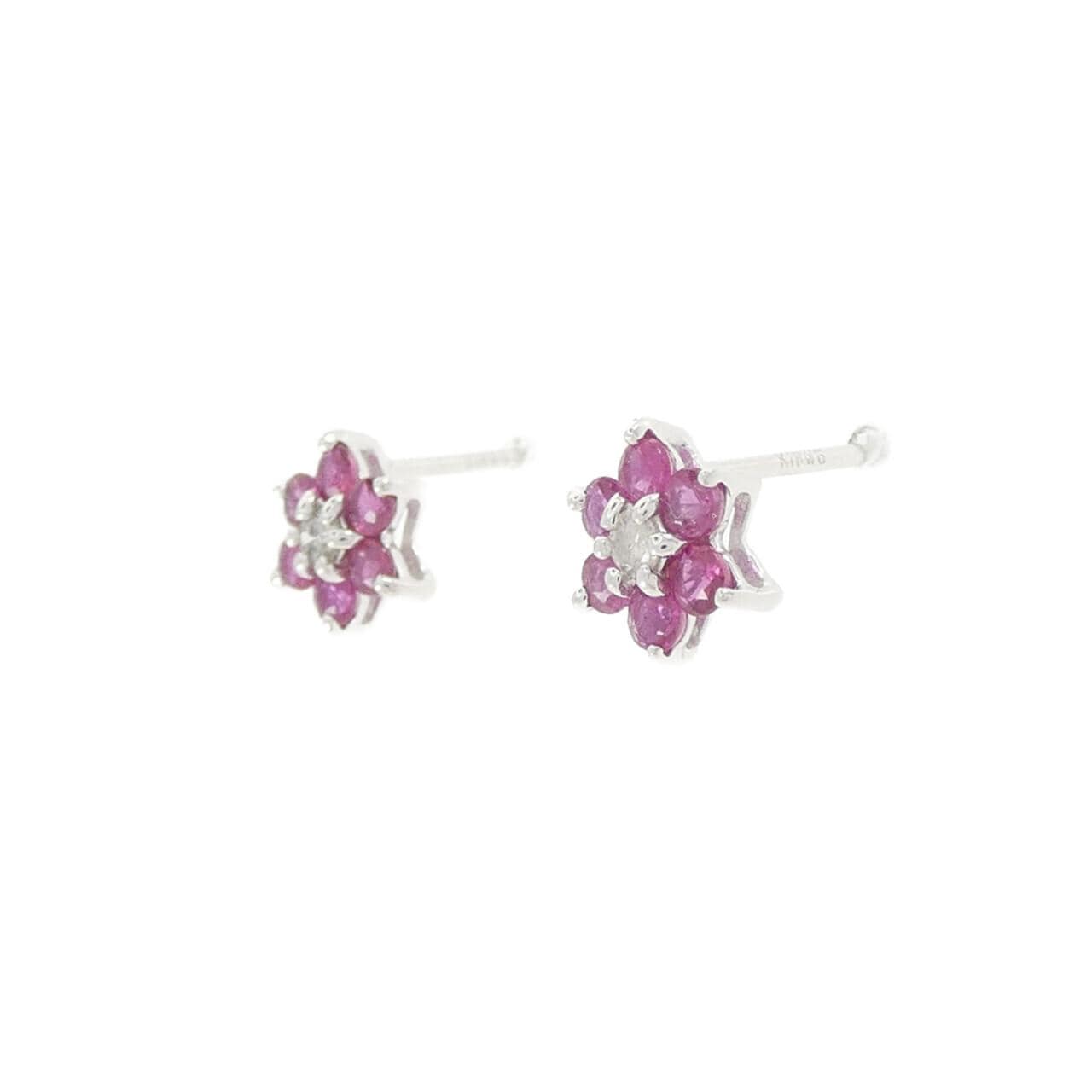 K18WG フラワー ルビー ピアス 0.44CT