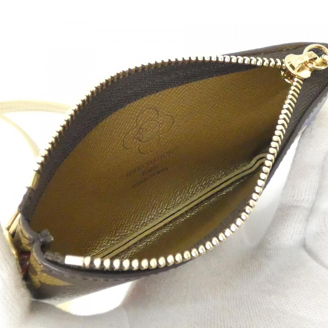 ルイヴィトン モノグラム(ヴィヴィエンヌ ウィンター ホリデー) フォン ホルダー M15338