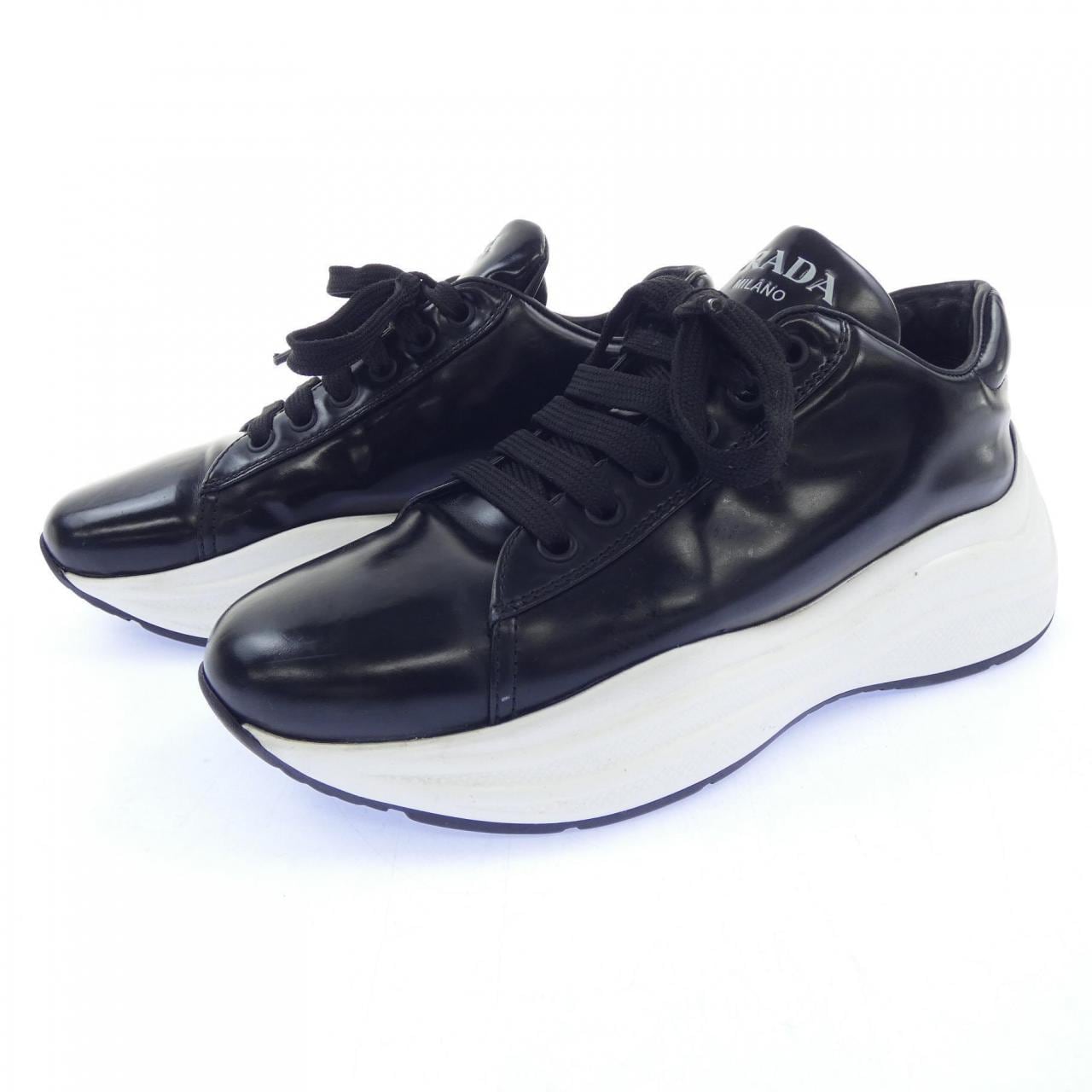 プラダ PRADA スニーカー
