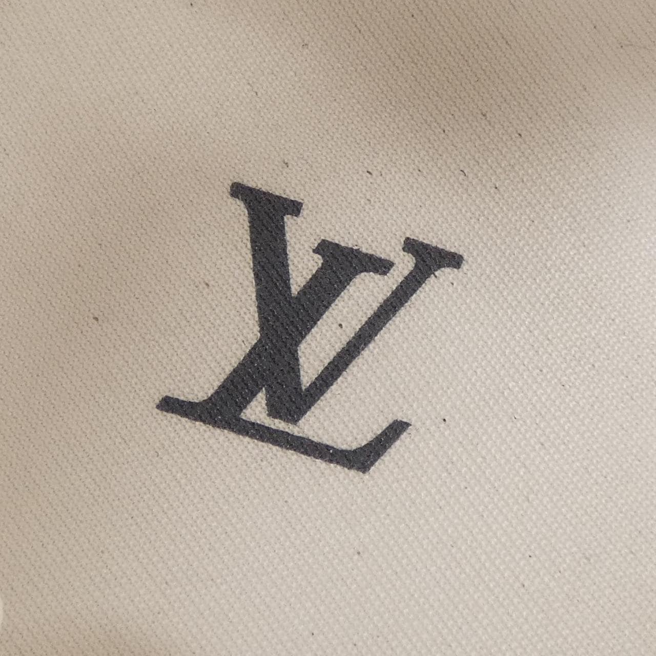 ルイヴィトン LOUIS VUITTON ランアウェイライン スニーカー