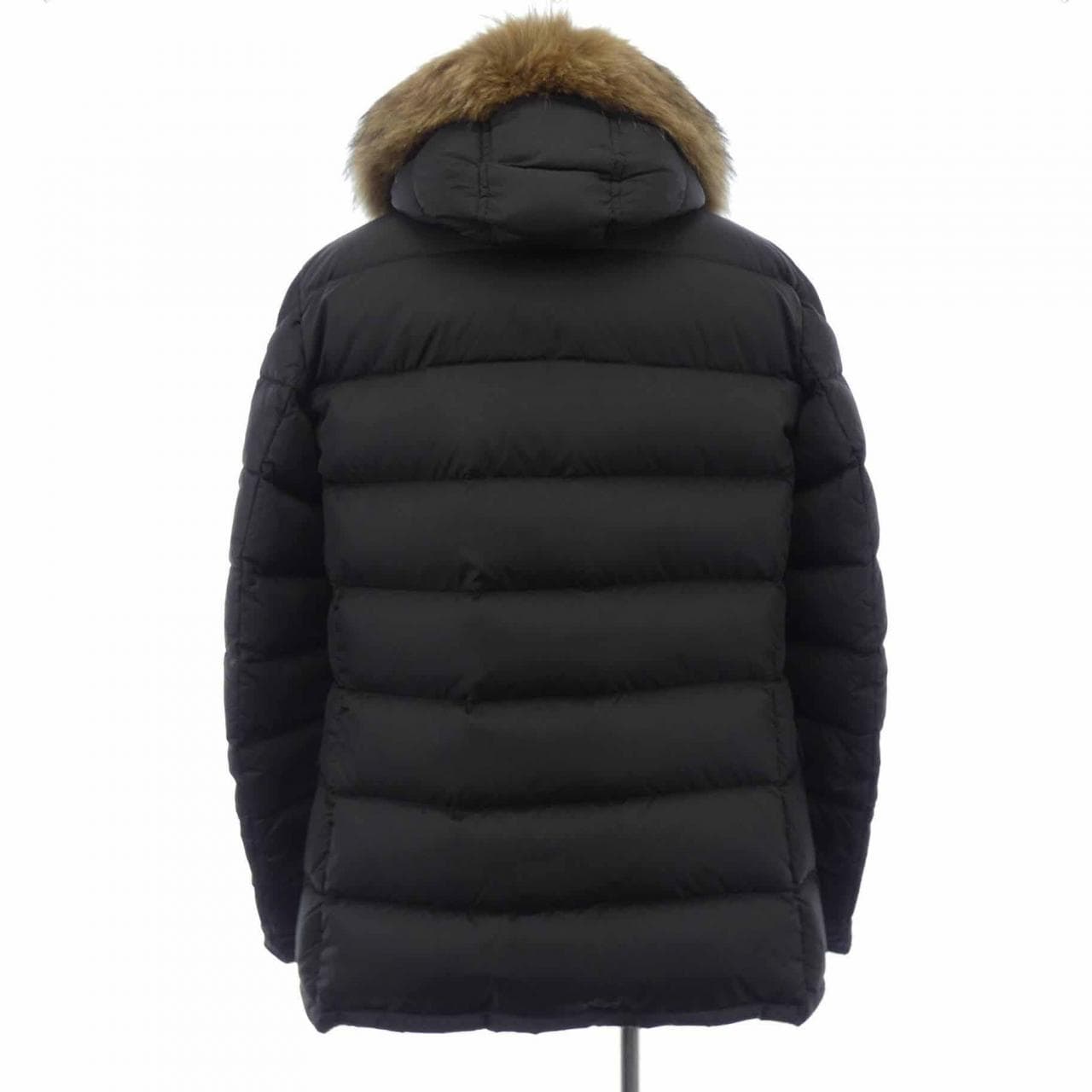 モンクレール MONCLER ダウンジャケット