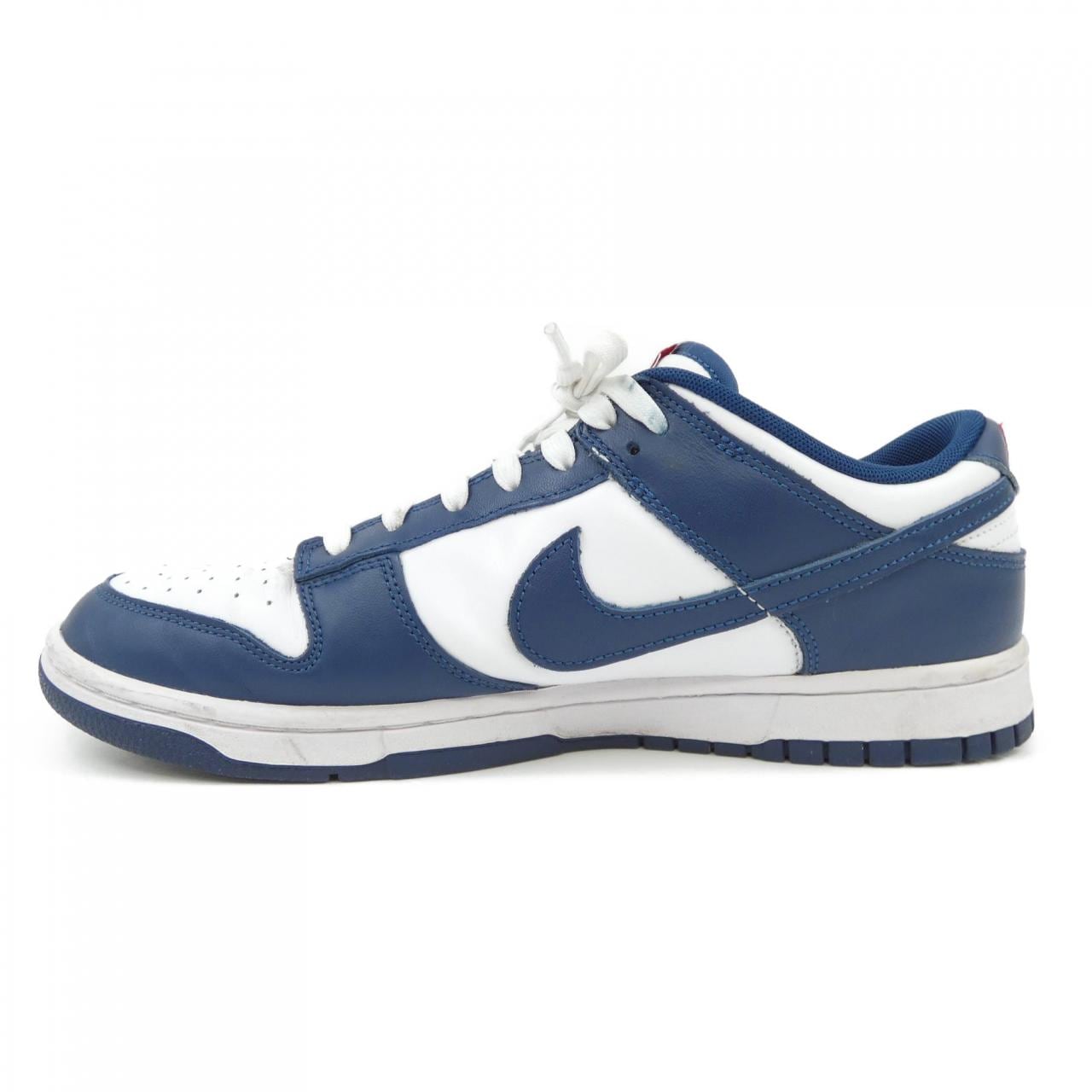 ナイキ NIKE スニーカー