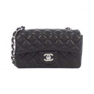 CHANEL shoulder bag