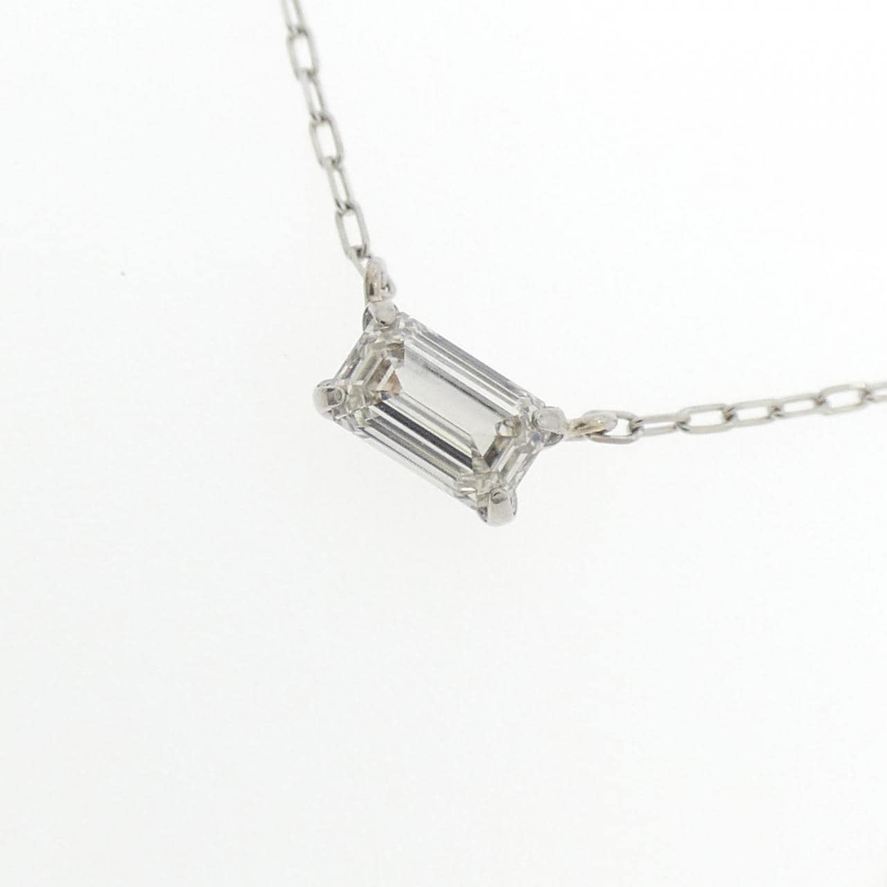 [BRAND NEW] PT Diamond Necklace 0.178CT