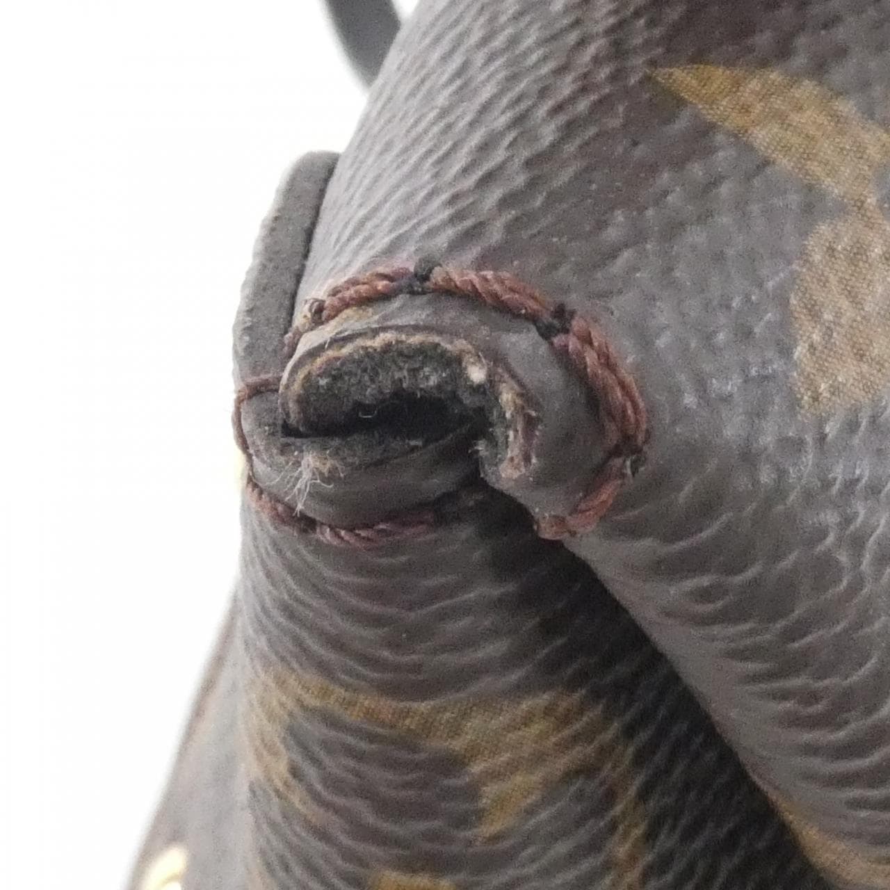 LOUIS VUITTON Monogram Sack 三角 PM M41693 单肩包