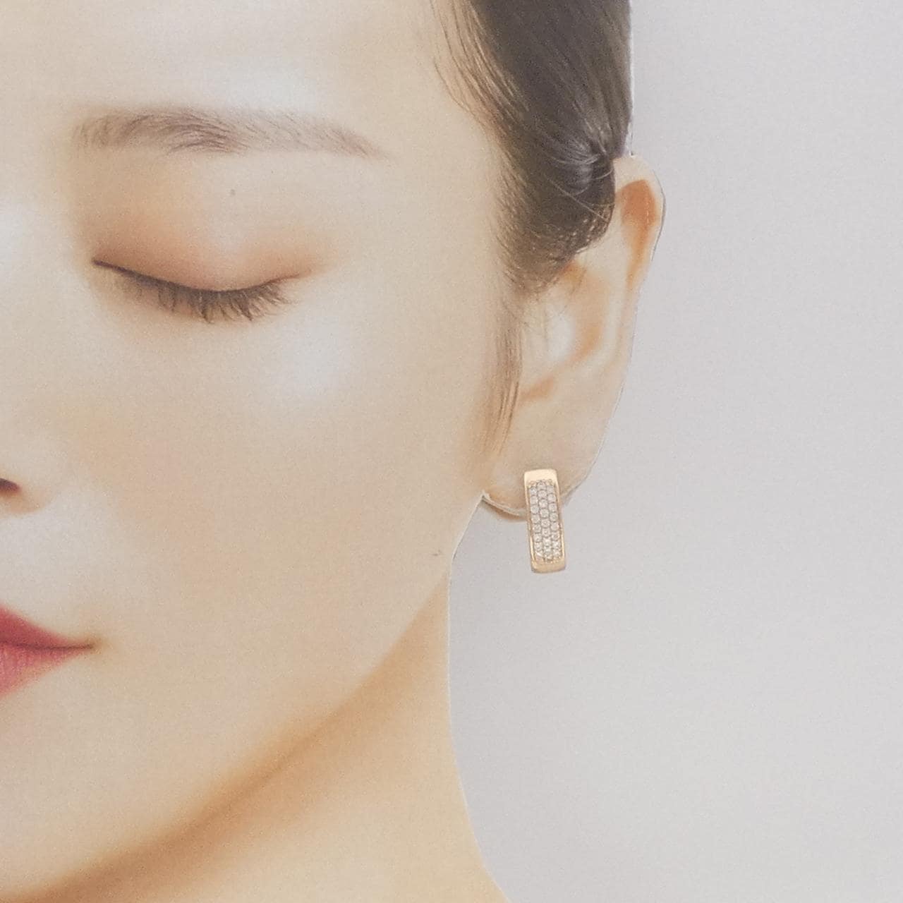 585PG キュービック ピアス