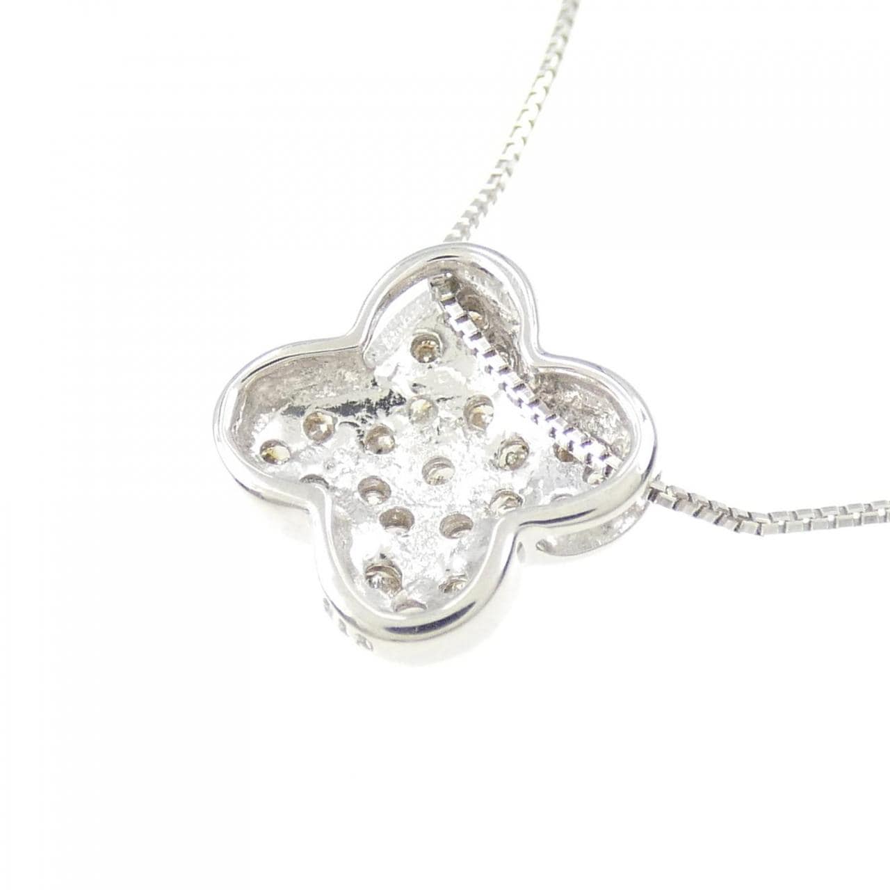 K14WG/K18WG flower Diamond necklace 0.15CT