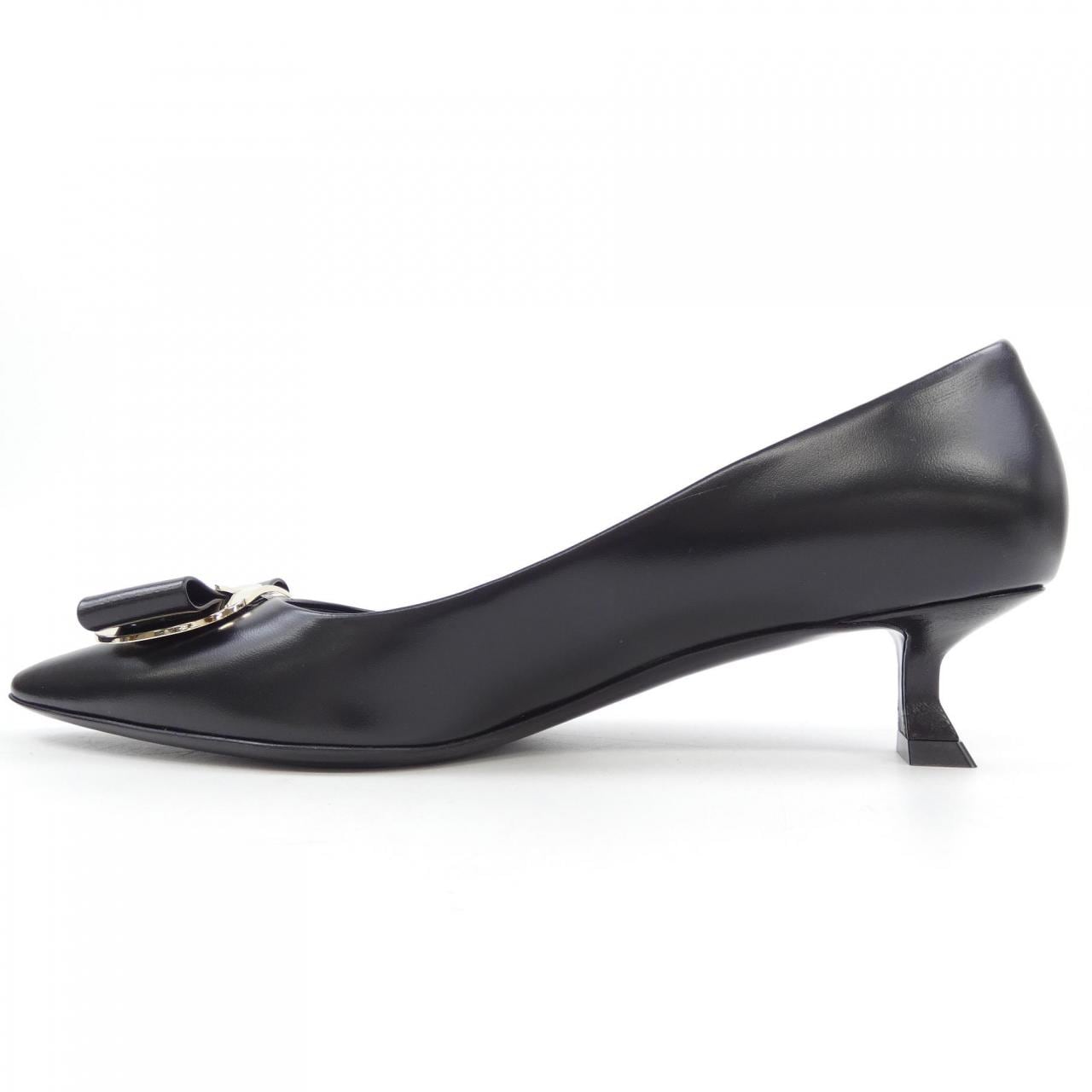 フェラガモ FERRAGAMO パンプス