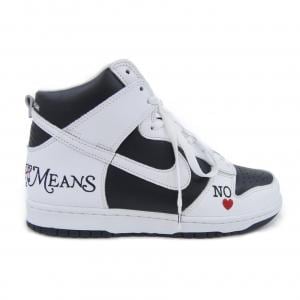 ナイキ NIKE DN3741-002 スニーカー