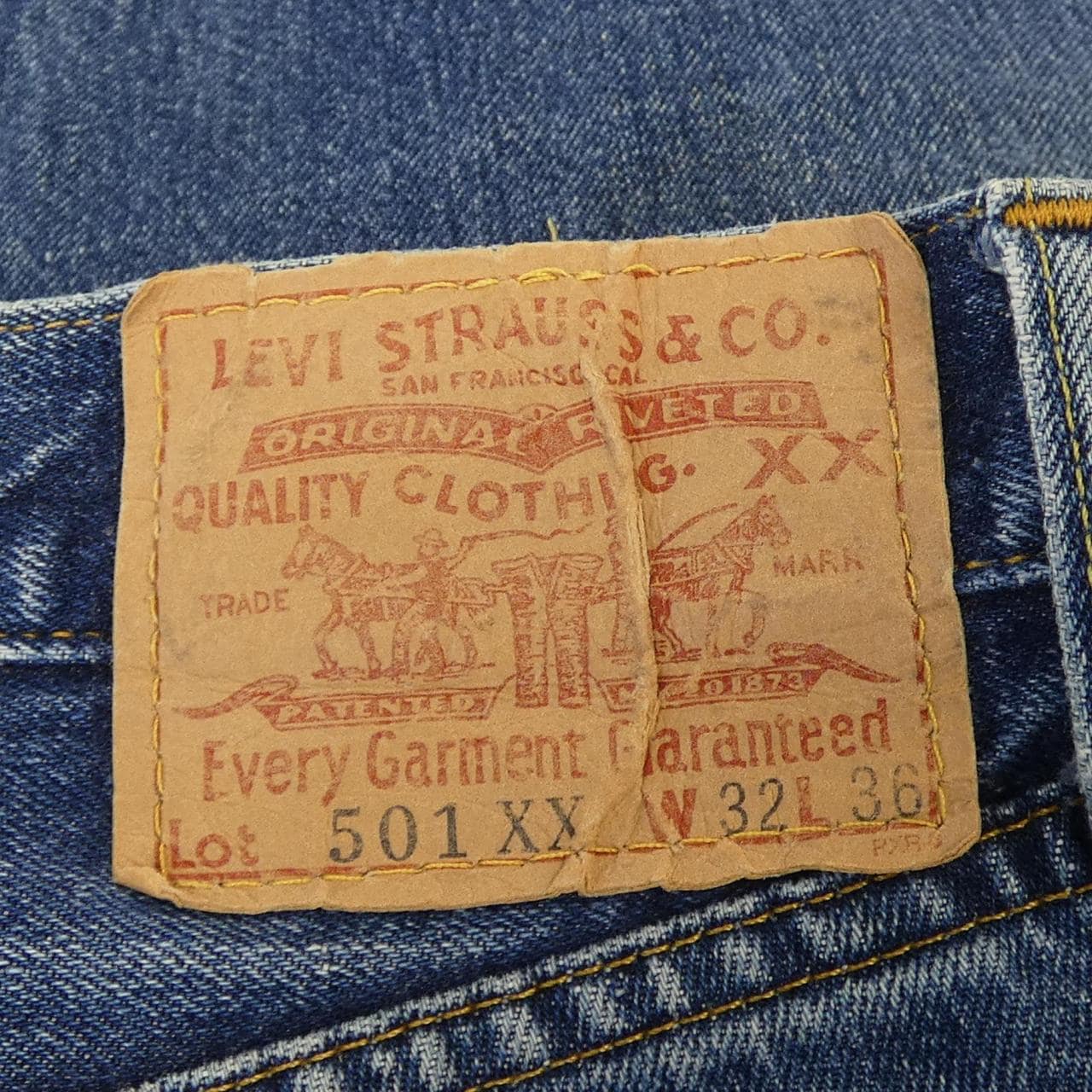 リーバイス LEVI'S 84111-3 ジーンズ