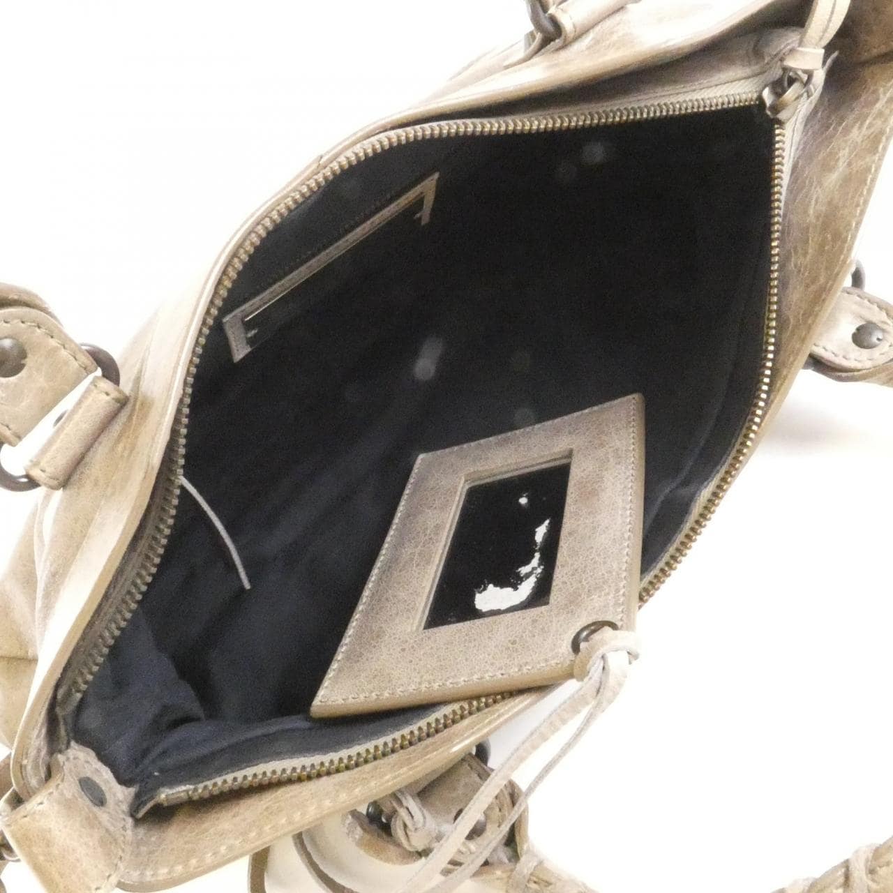 バレンシアガ ザ ファースト 103208 D94JT バッグ