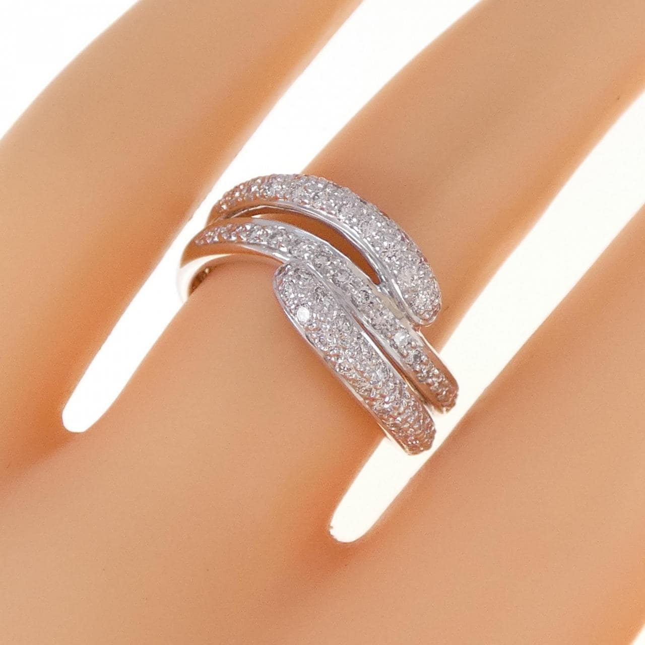750WG ダイヤモンド リング 0.62CT