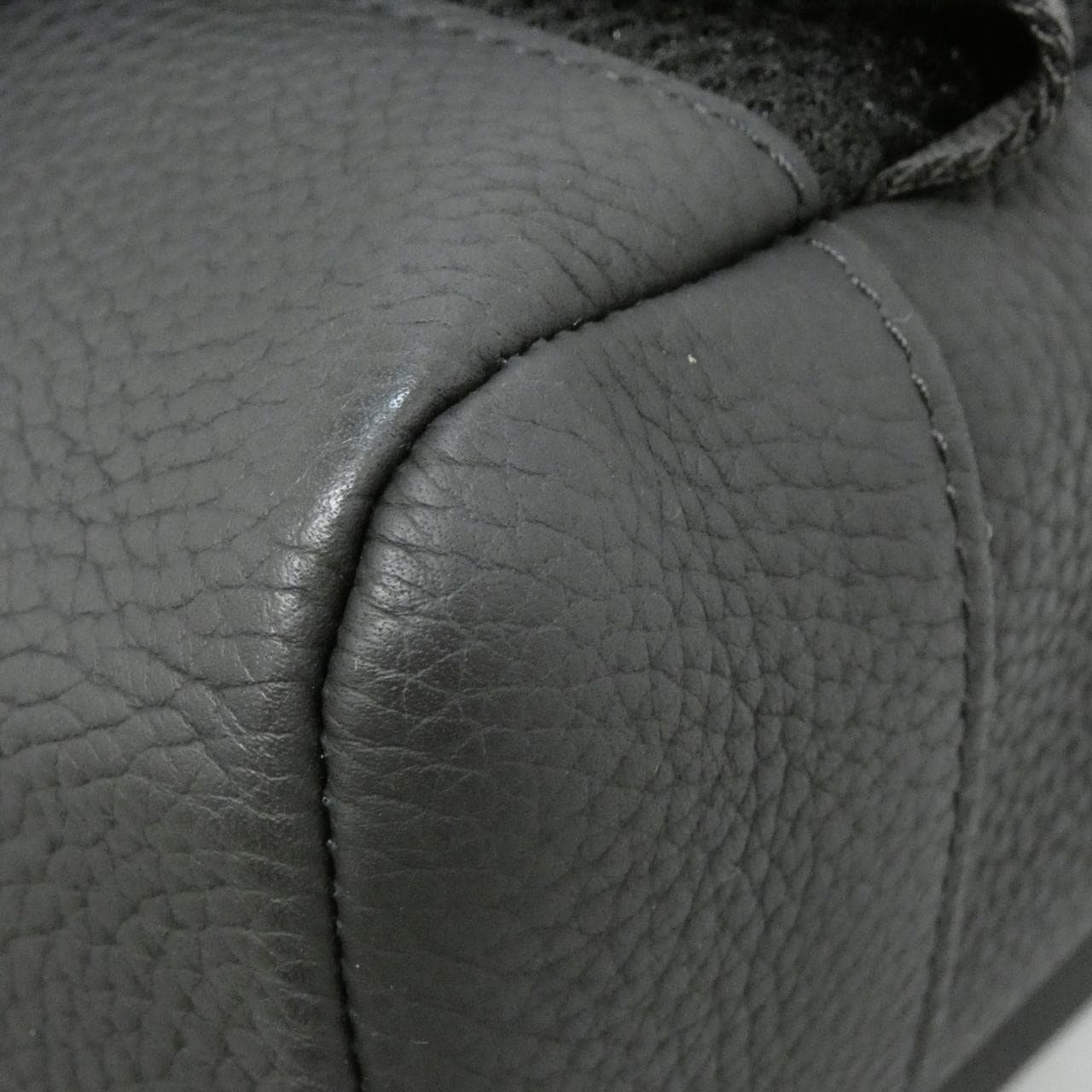 ルイヴィトン トリヨン クリストファー スリム バックパック M58644 リュックサック