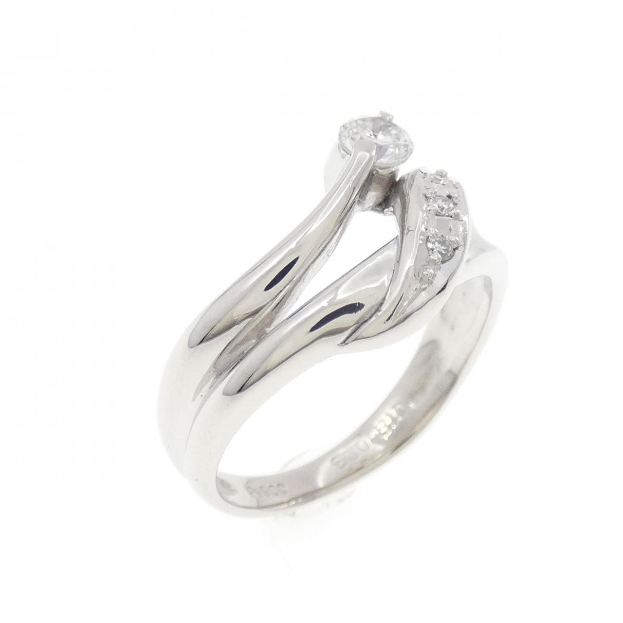 PT900 ダイヤモンド リング 0.18CT